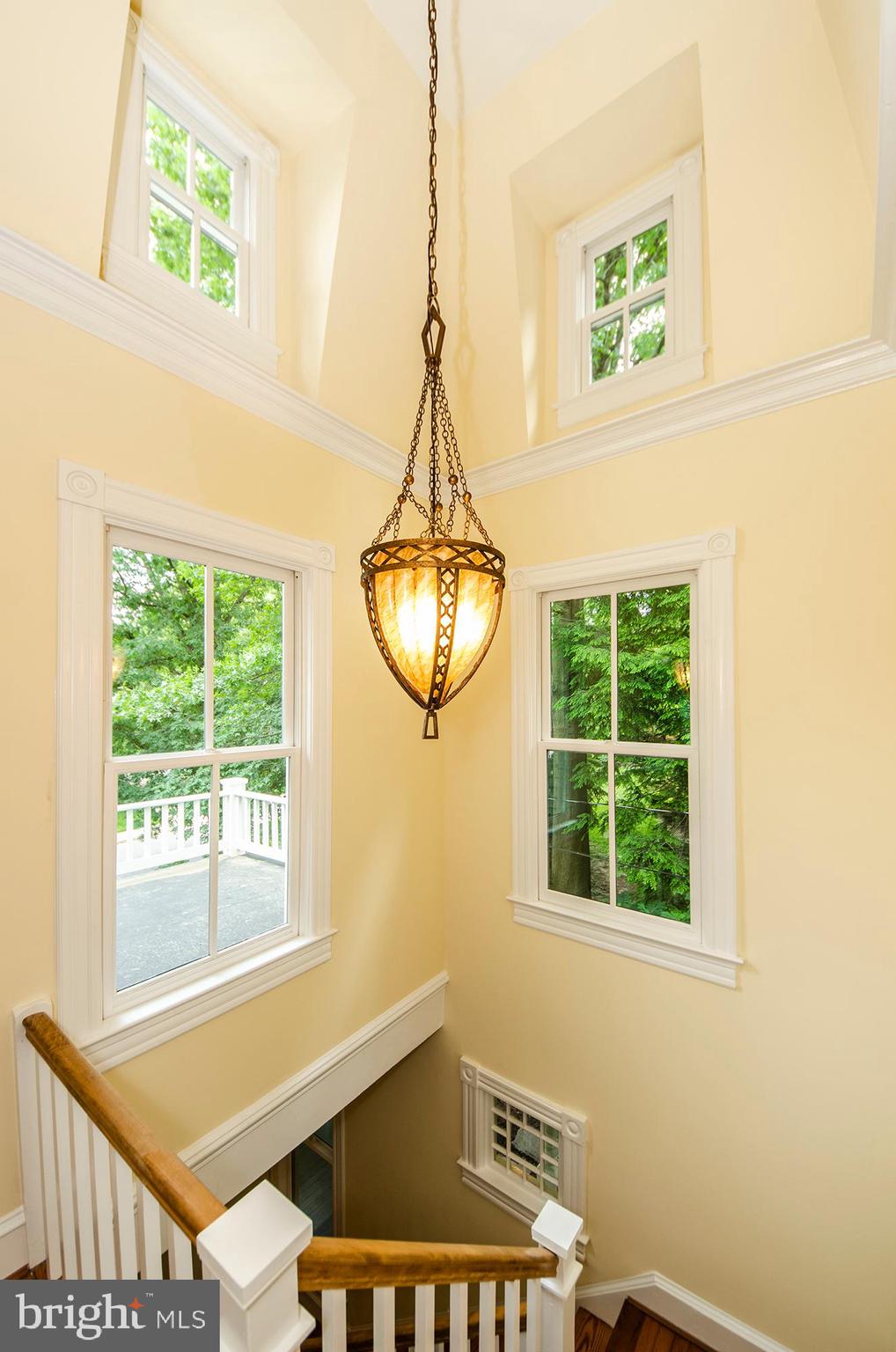 CROSSMAN ESTATE - Residential Lease