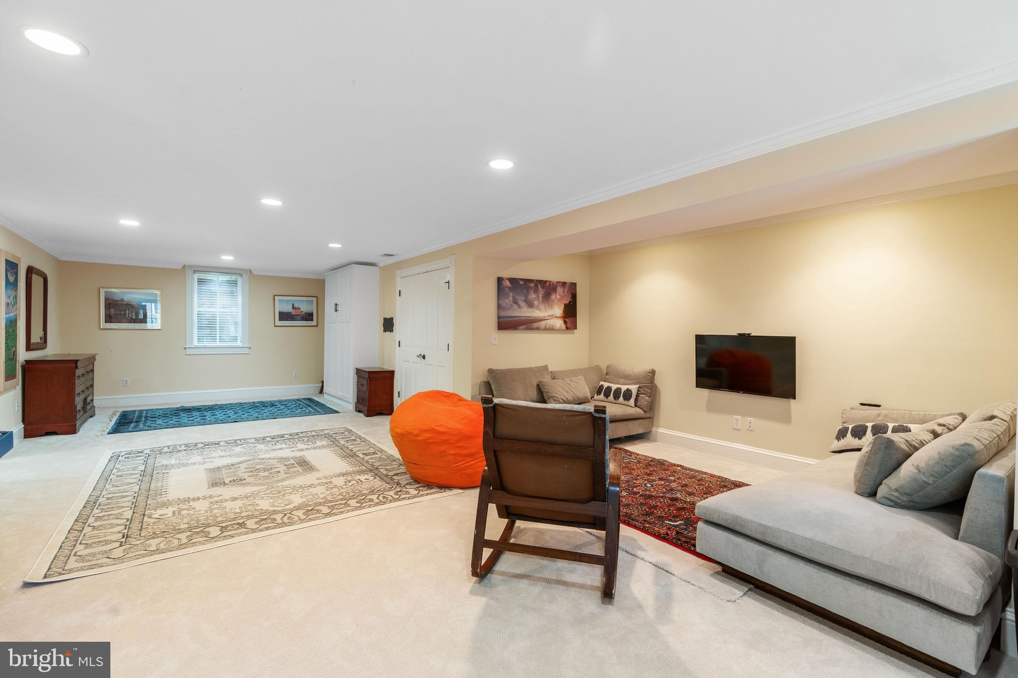 CROSSMAN ESTATE - Residential Lease