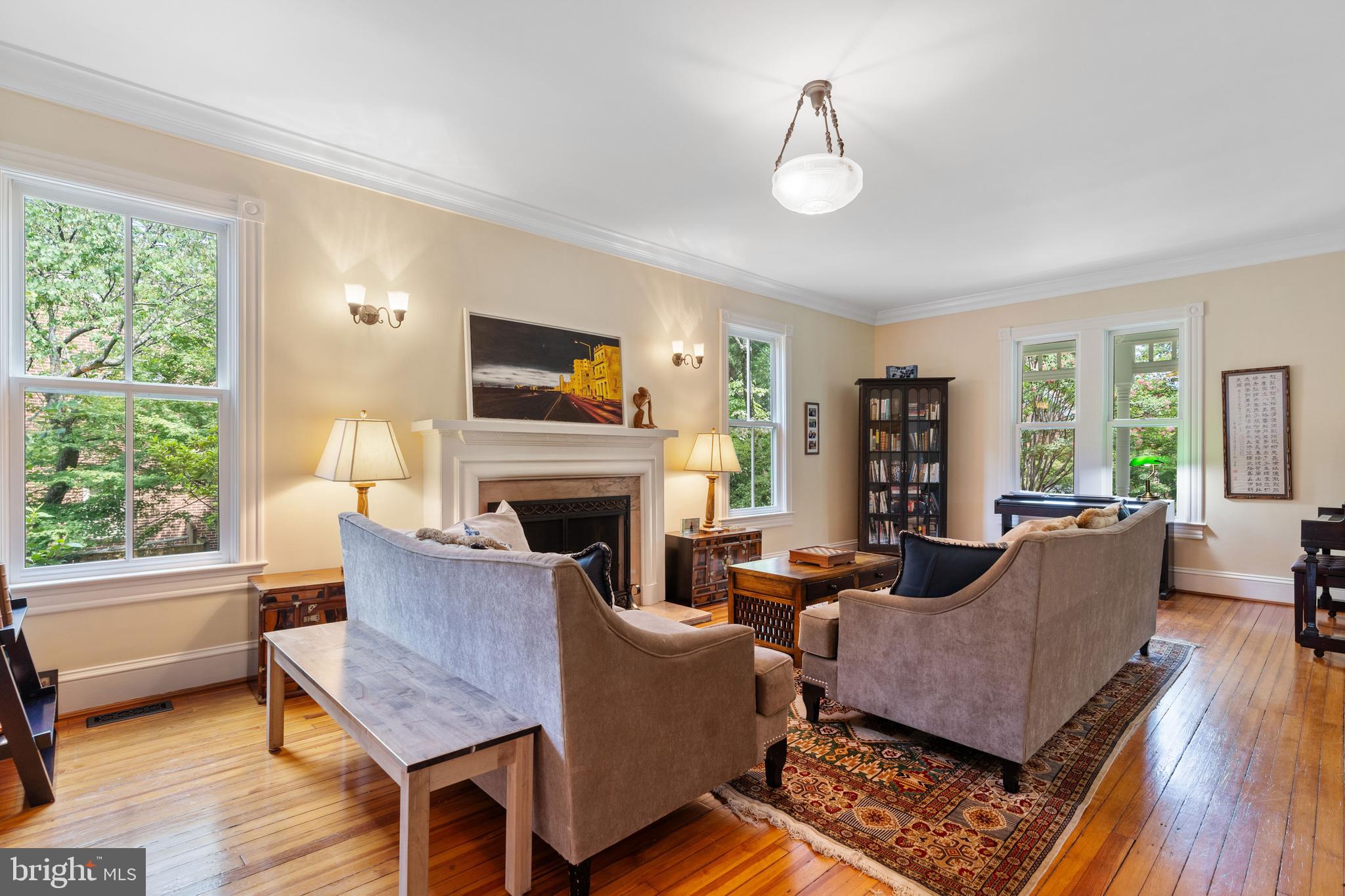 CROSSMAN ESTATE - Residential Lease