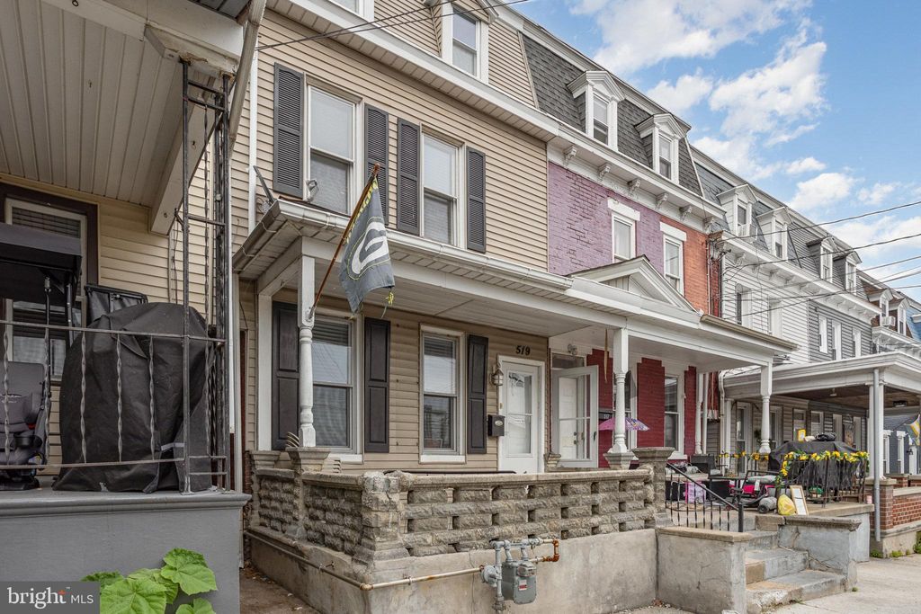 Photo of 519 N 2nd Street, COLUMBIA, PA 17512 (MLS # PALA2082524)