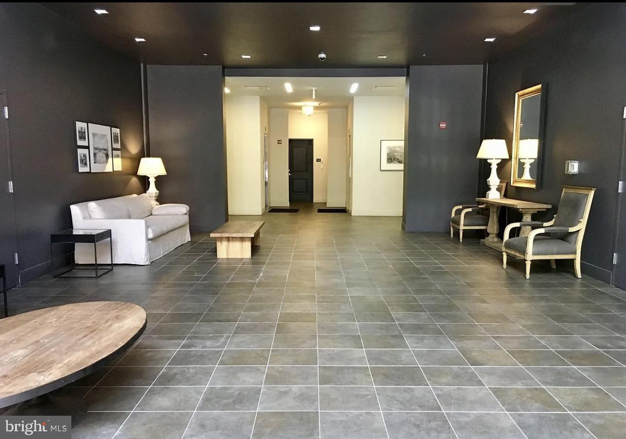 MOUNT VERNON PLACE HISTORIC DISTRICT - Residential Lease