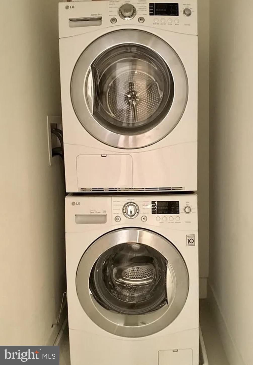 MOUNT VERNON PLACE HISTORIC DISTRICT - Residential Lease