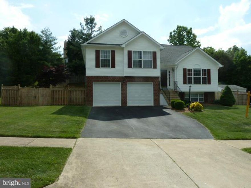 4 Level Home on corner lot . Privacy fencing   Home  has lots of Space for all your needs. Many Upgrades Newer roof  &  Hot Water Heater, Washer & Dryer ,  New Garage Doors With openers & Remotes  some Hardwood flooring, Gas Fireplace,  Balcony Great location close to Shopping and  I 95.