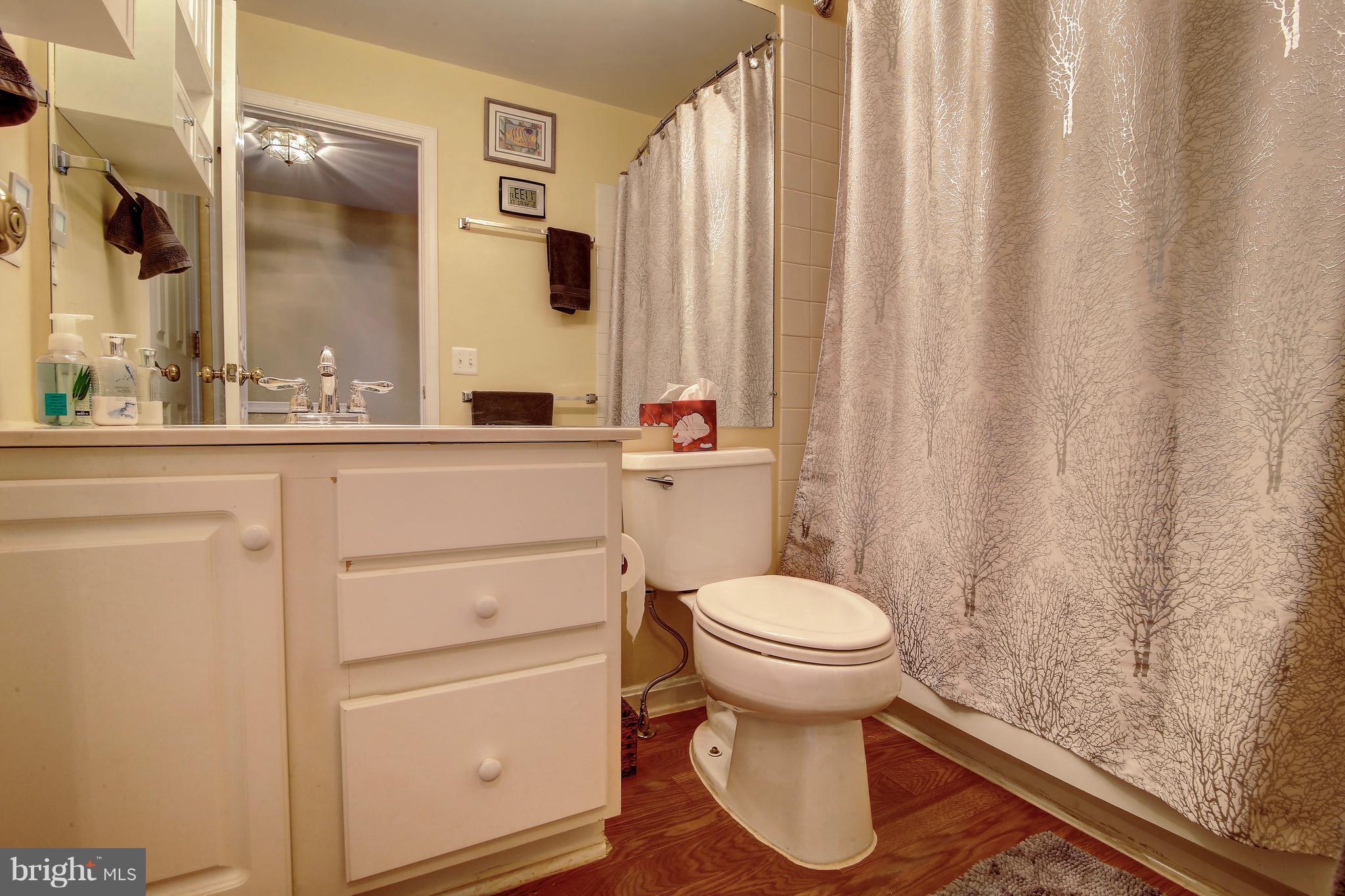 TOWNES AT MANCHESTER PARK - Residential