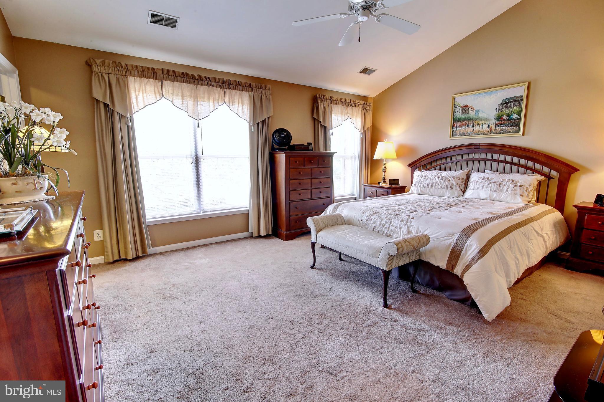 TOWNES AT MANCHESTER PARK - Residential