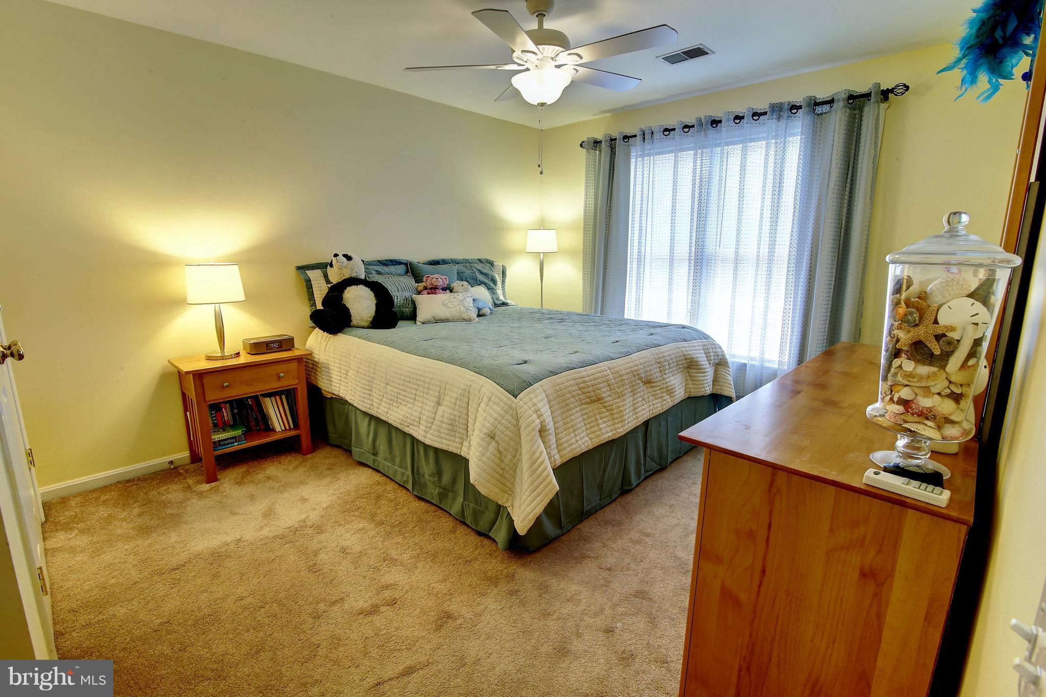 TOWNES AT MANCHESTER PARK - Residential