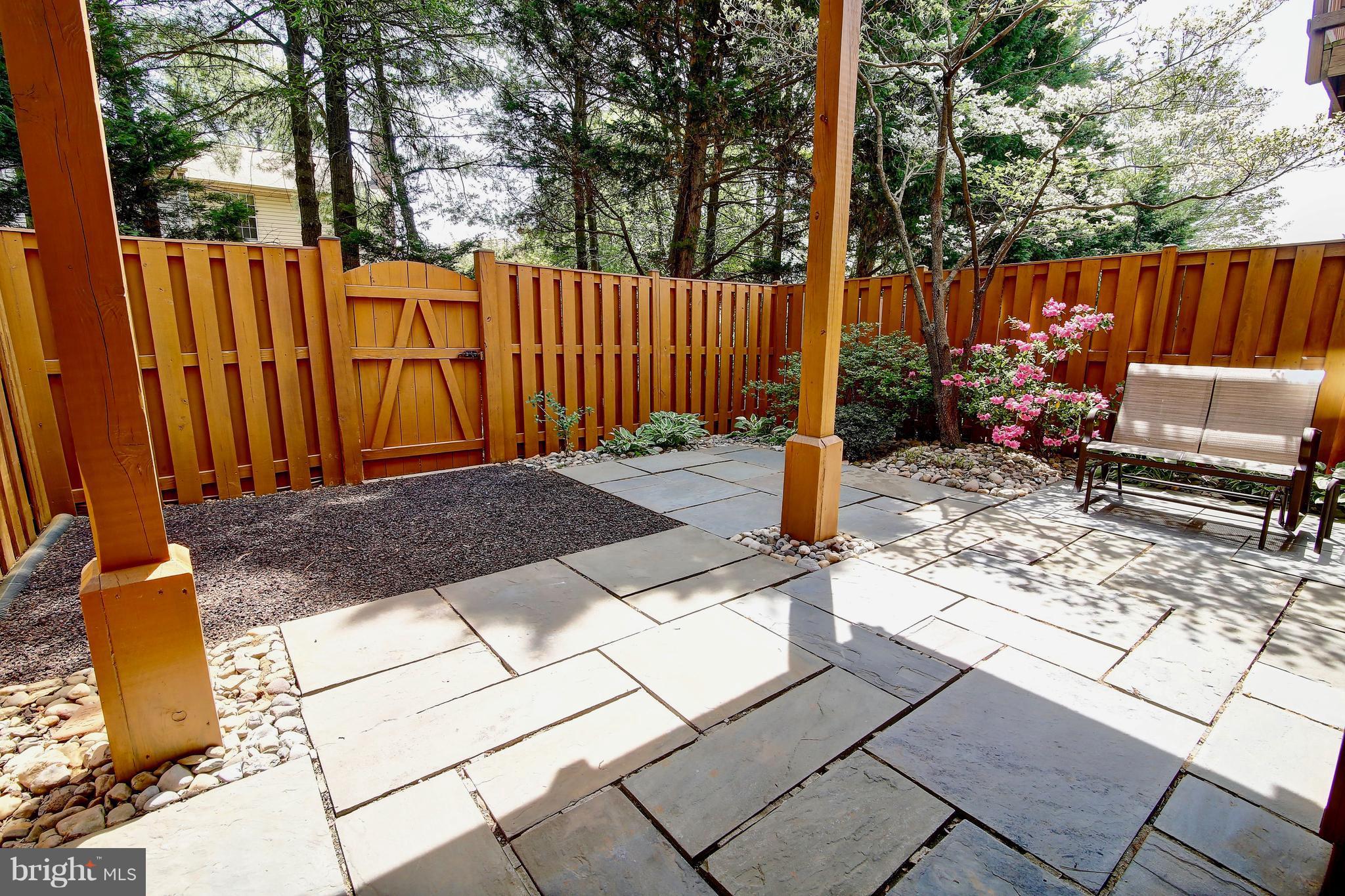 TOWNES AT MANCHESTER PARK - Residential