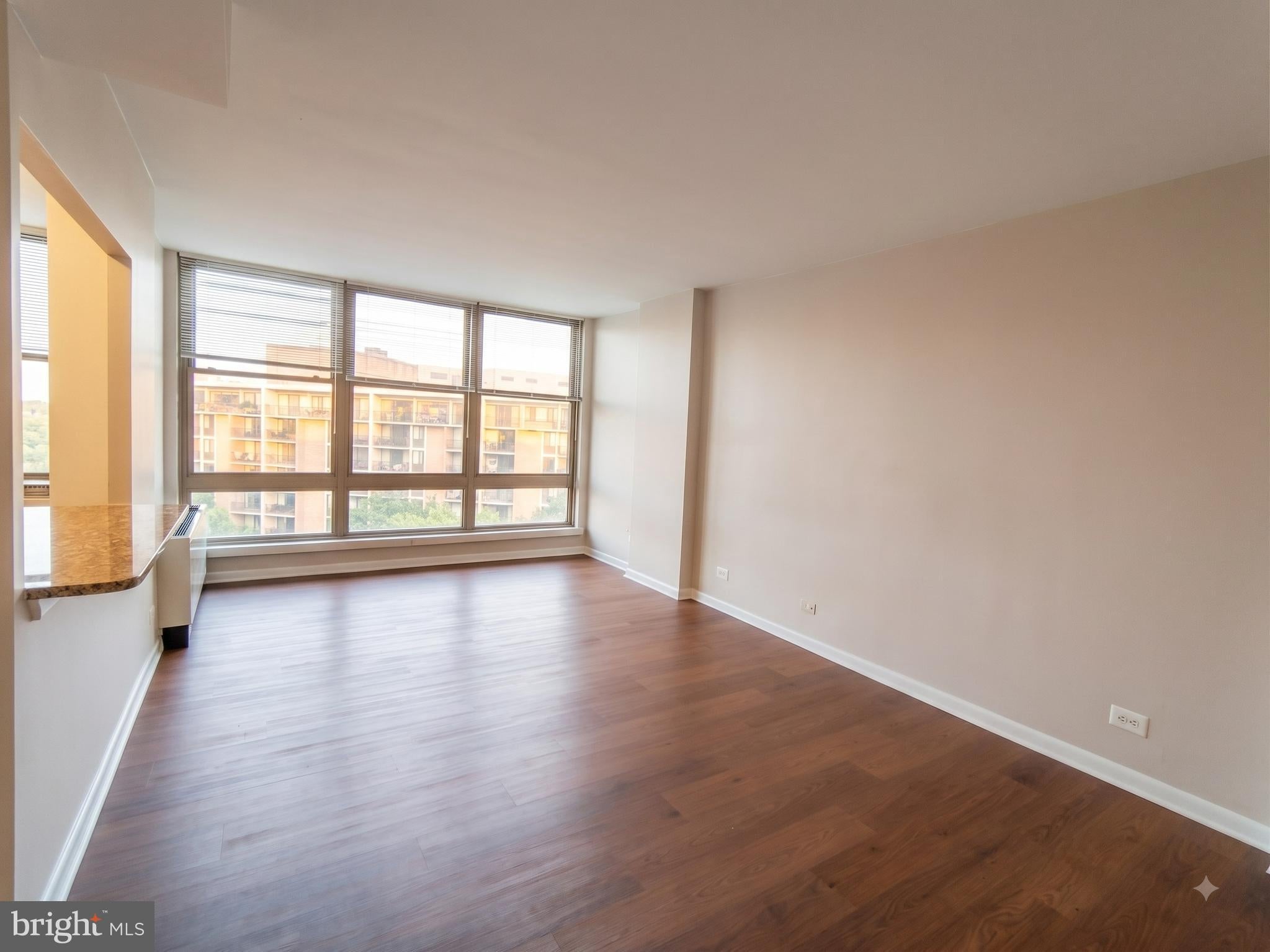 1260 21ST STREET NW 1000