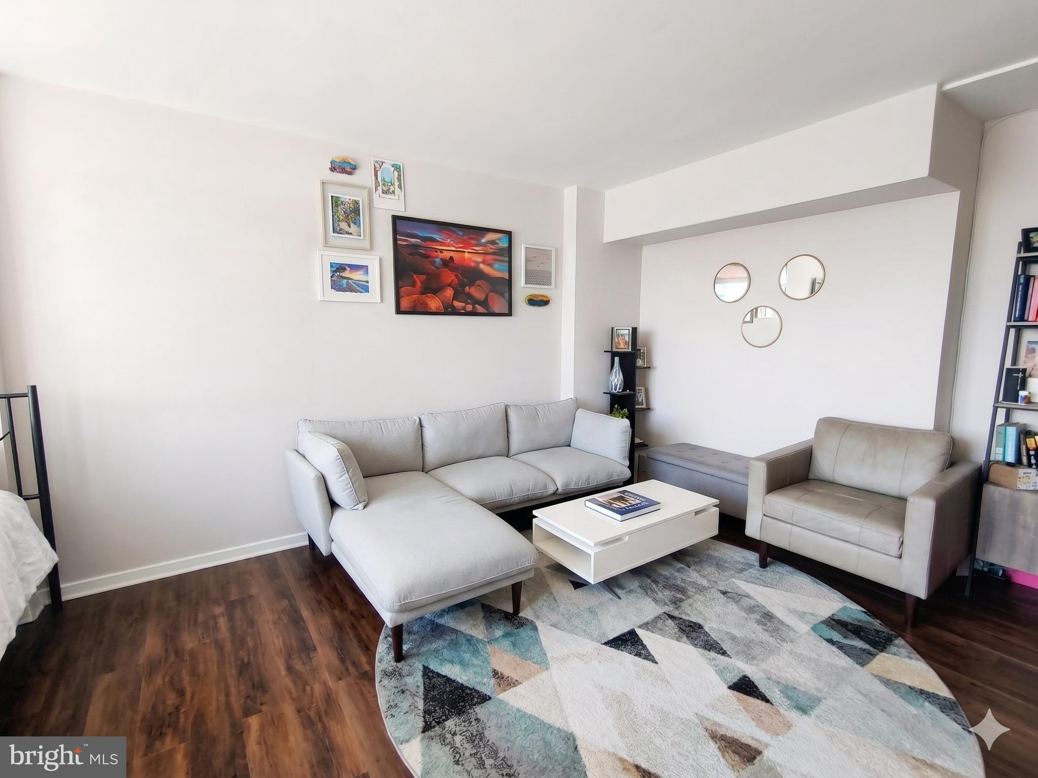 1260 21ST STREET NW 1000