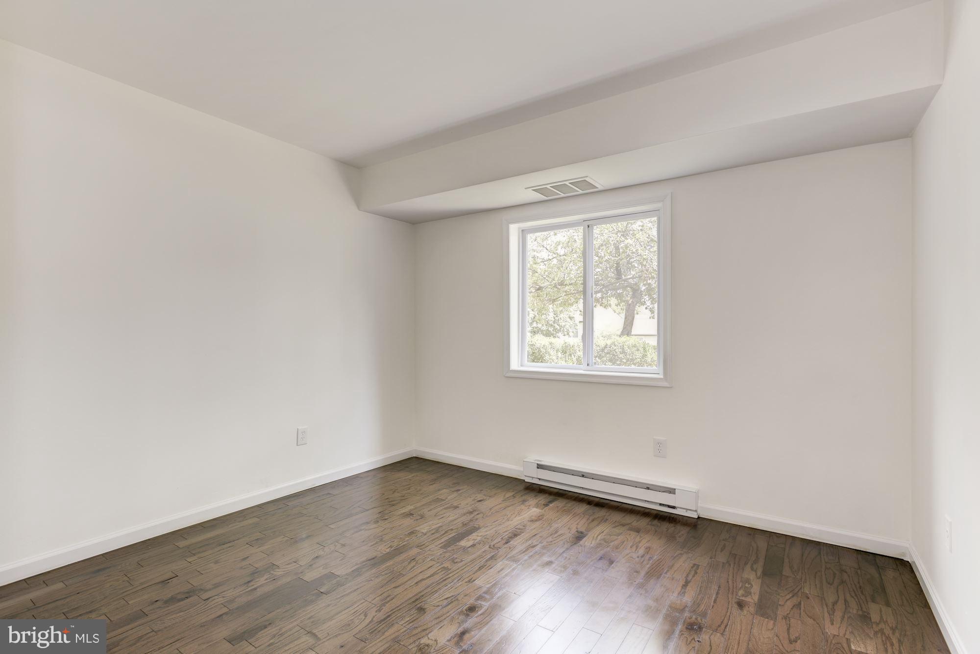 PEMBROOKE - Residential