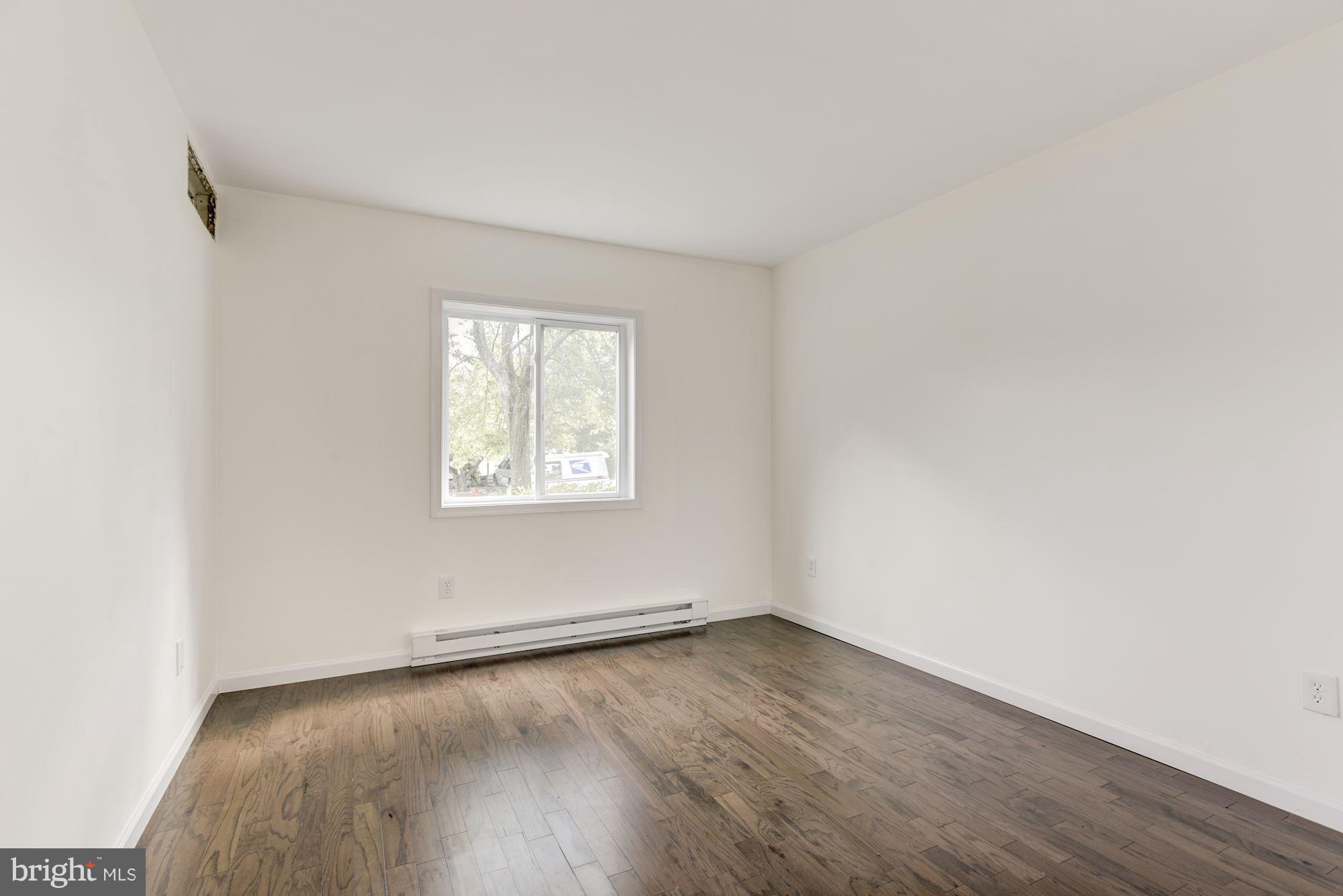 PEMBROOKE - Residential