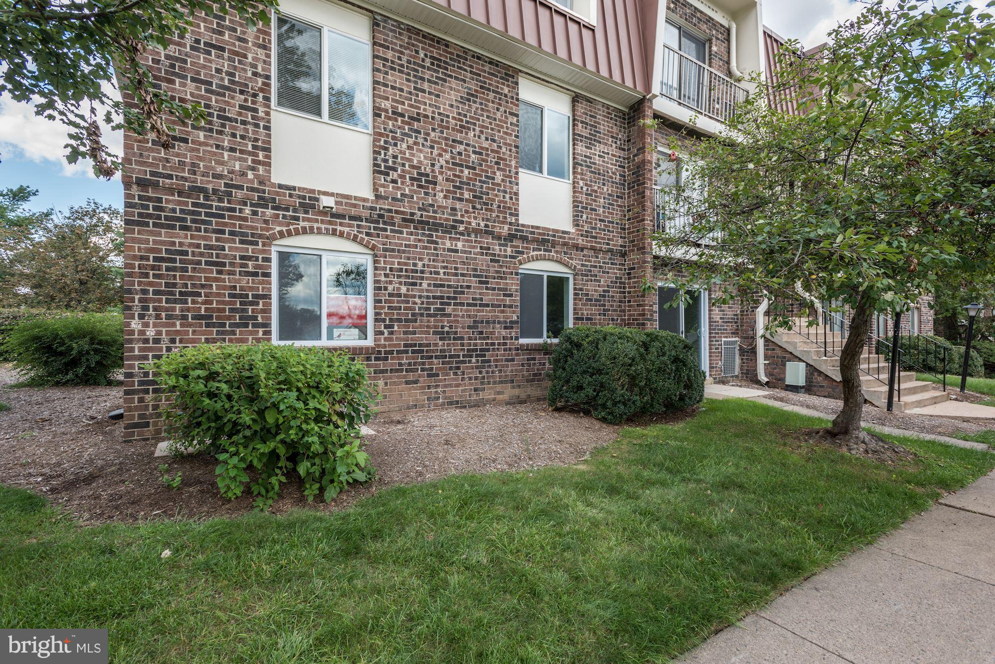 PEMBROOKE - Residential