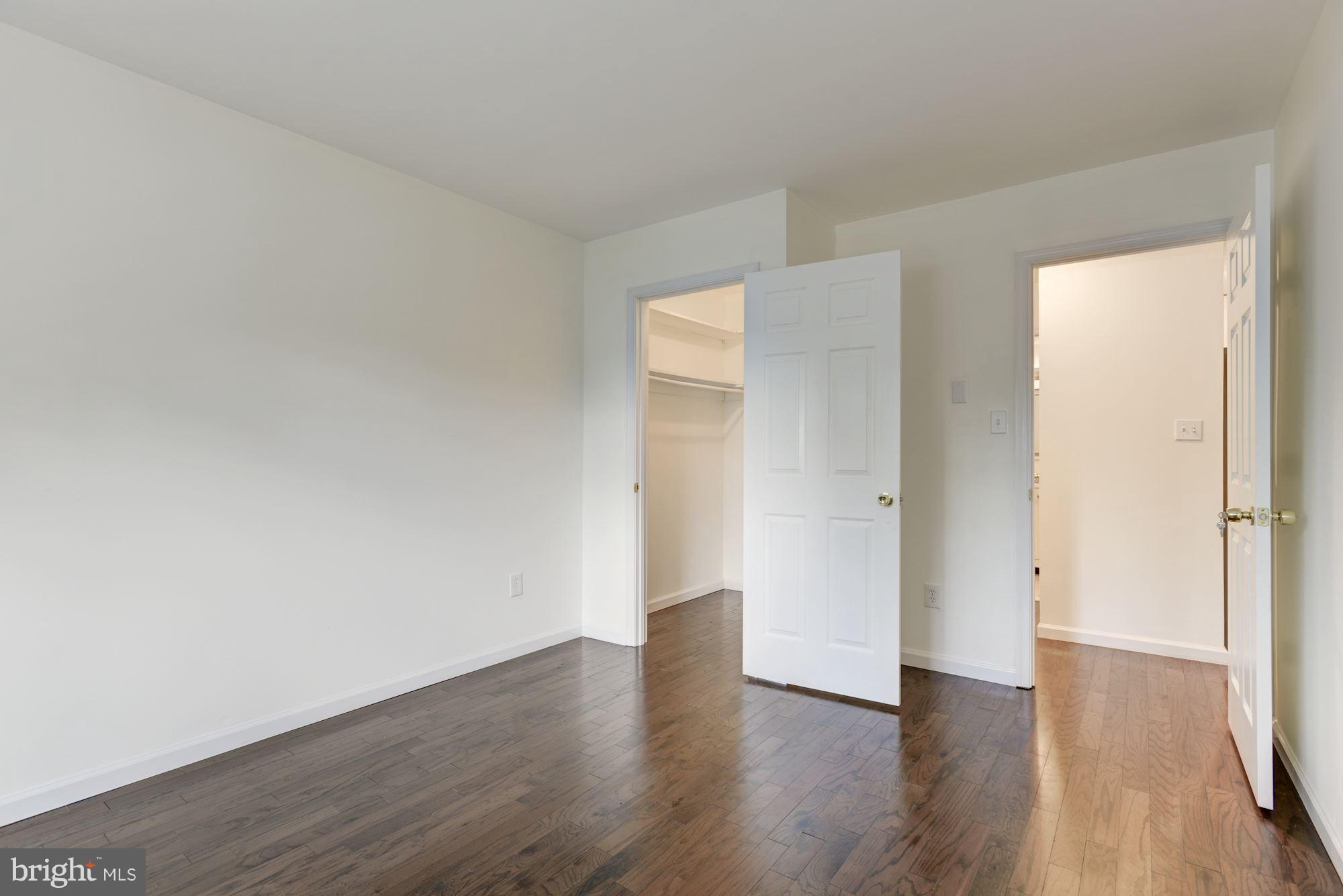 PEMBROOKE - Residential