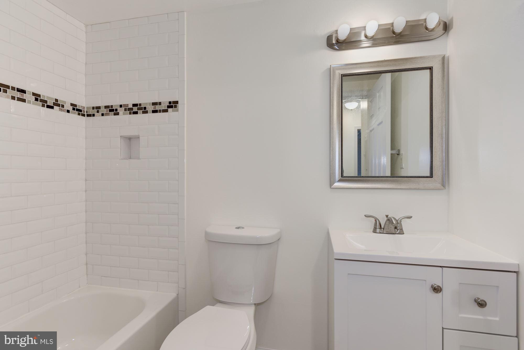 PEMBROOKE - Residential