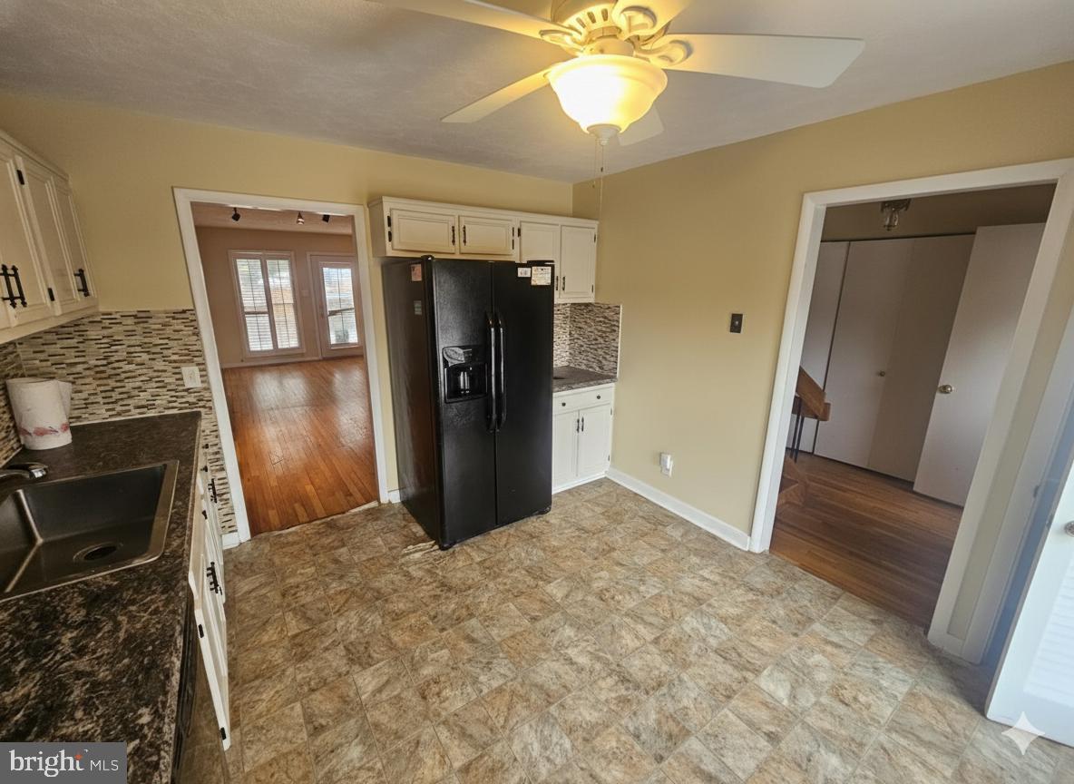 FLYING HILLS - Residential