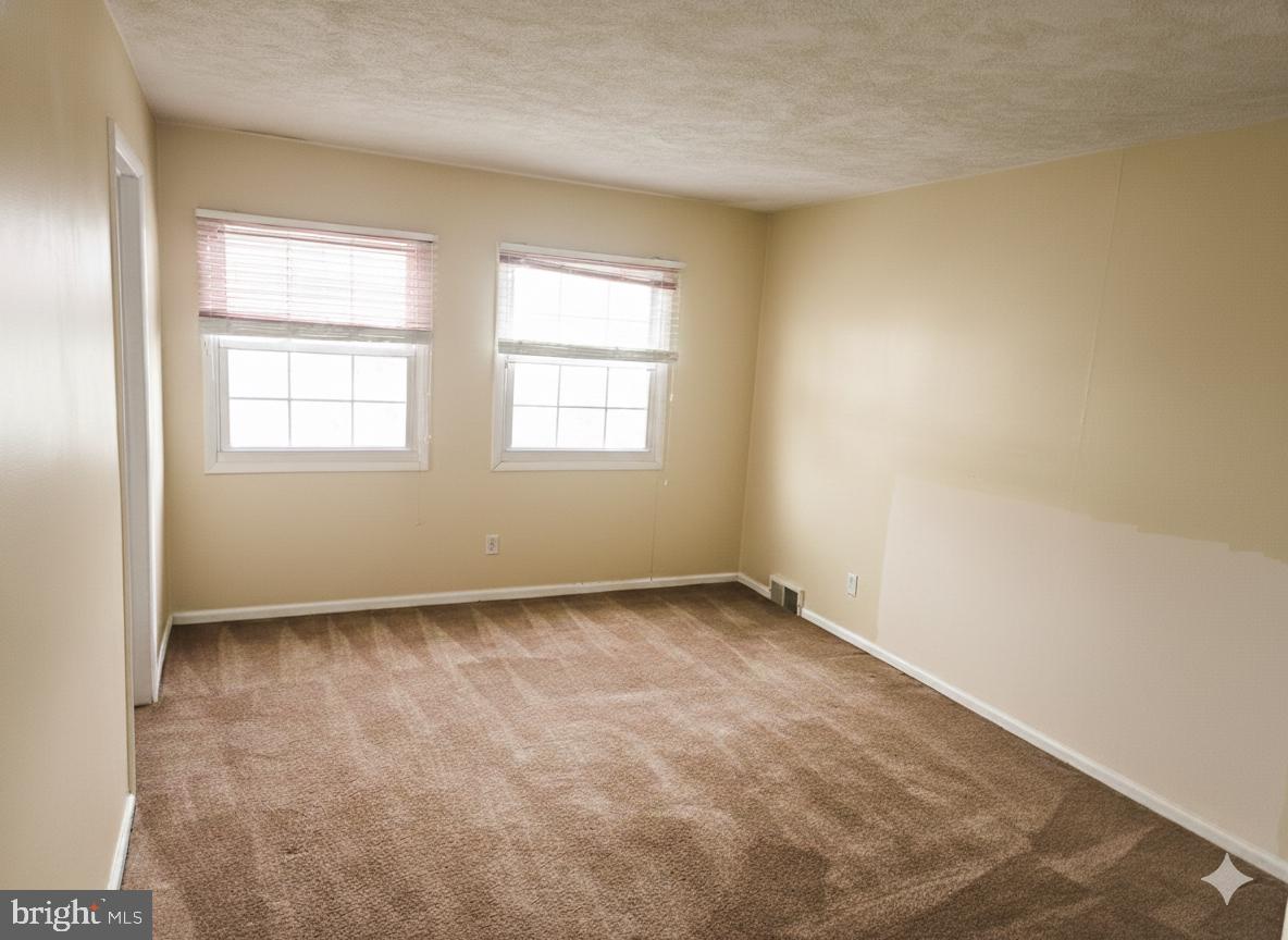 FLYING HILLS - Residential