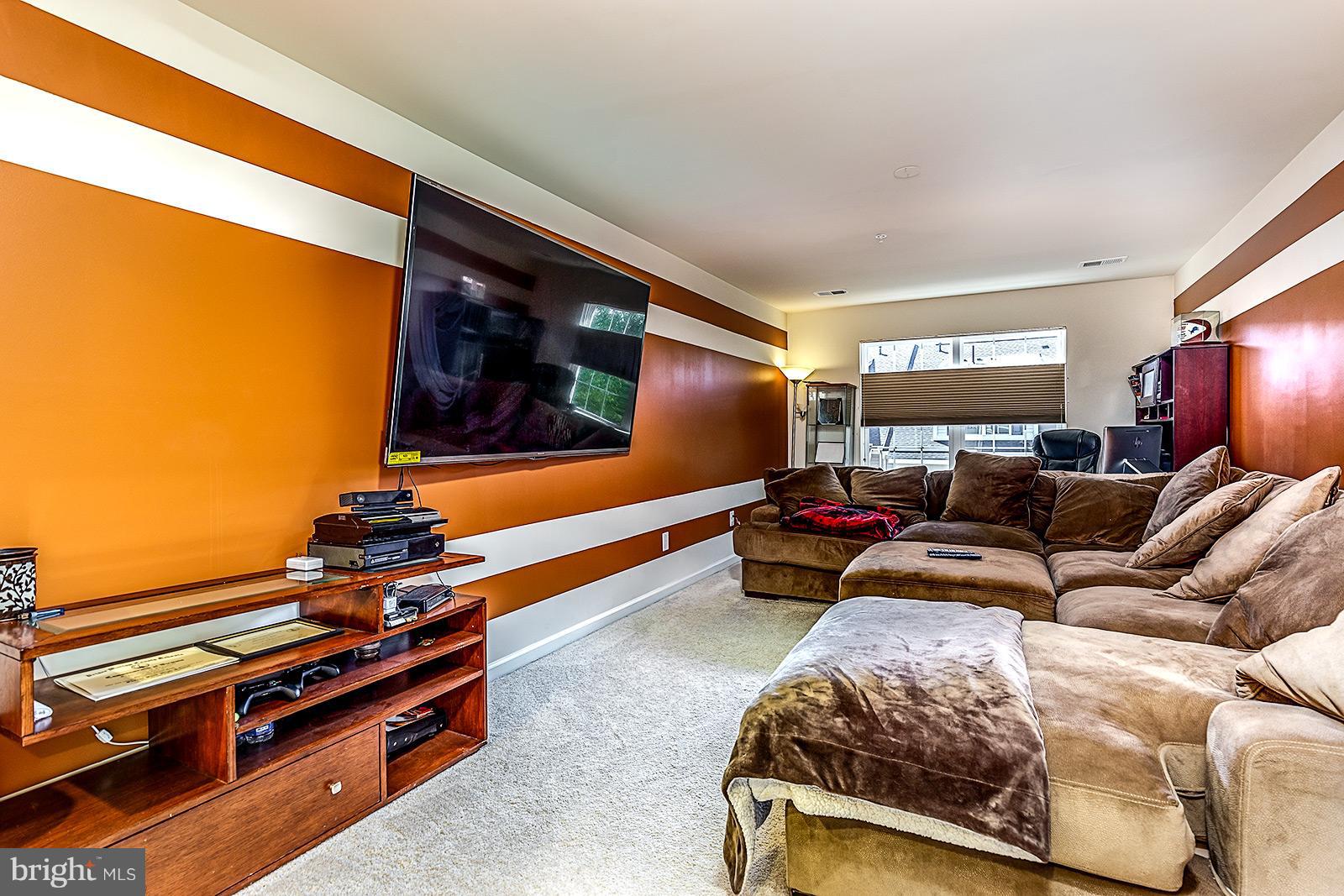 DANE RIDGE CONDO - Residential Lease