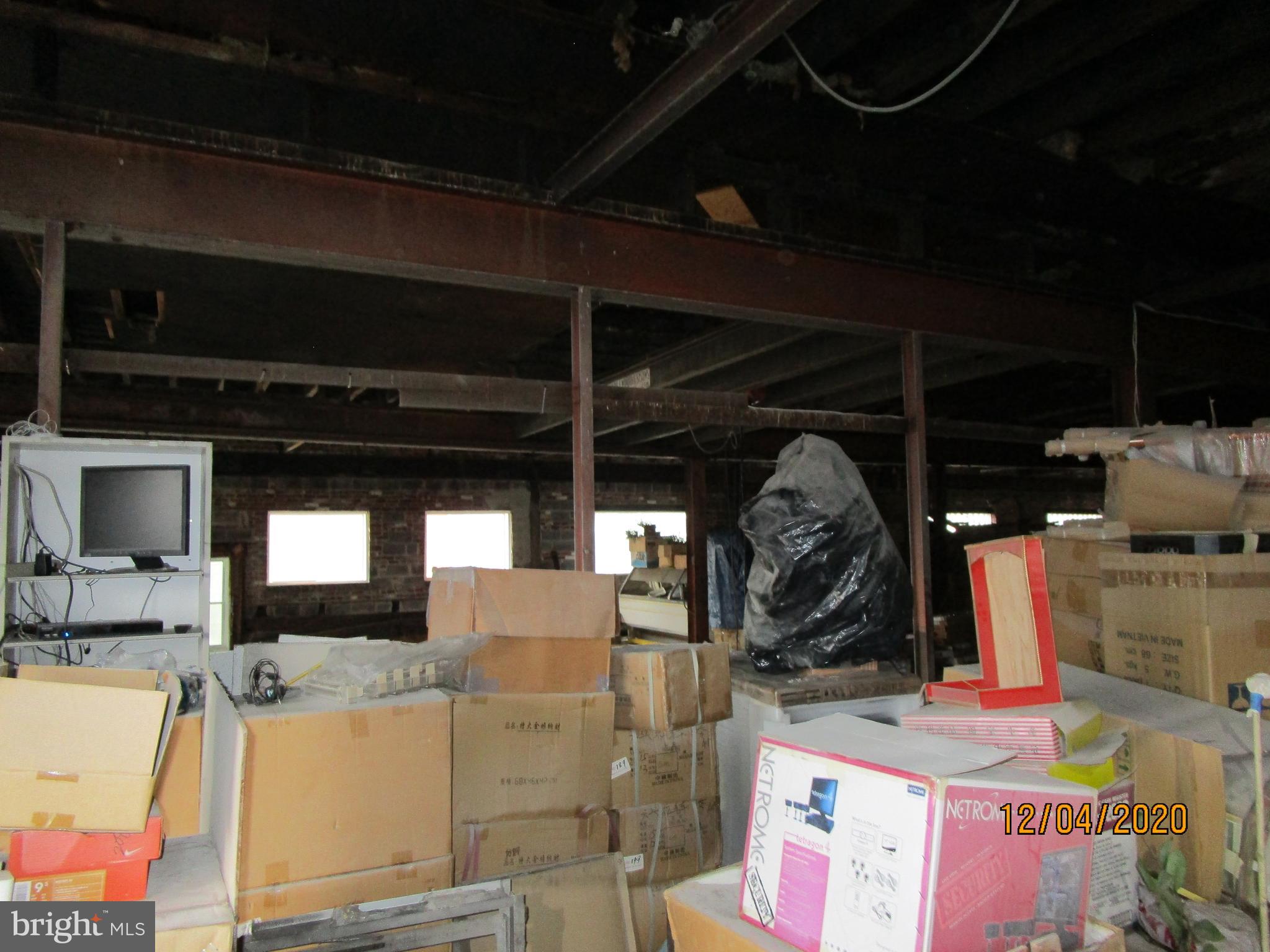 FISHTOWN - Commercial Sale