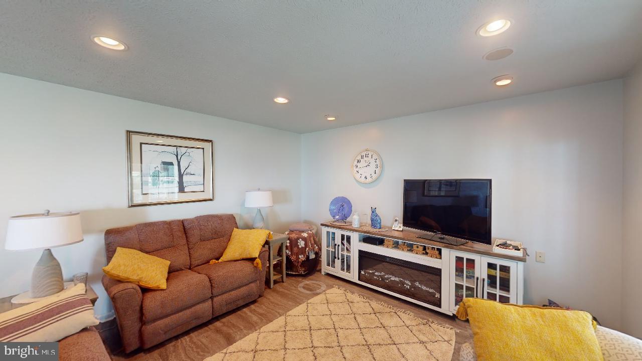 TIMBERLAKE - Residential