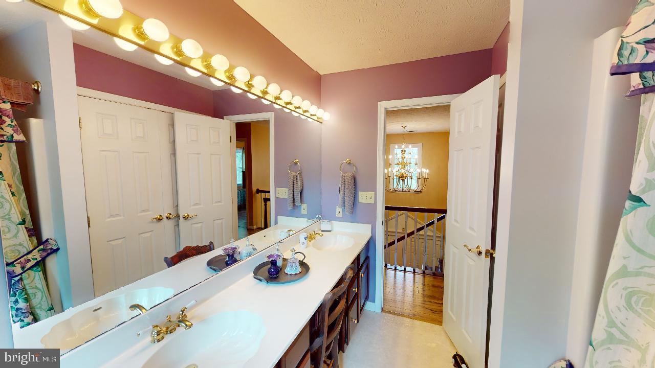 TIMBERLAKE - Residential