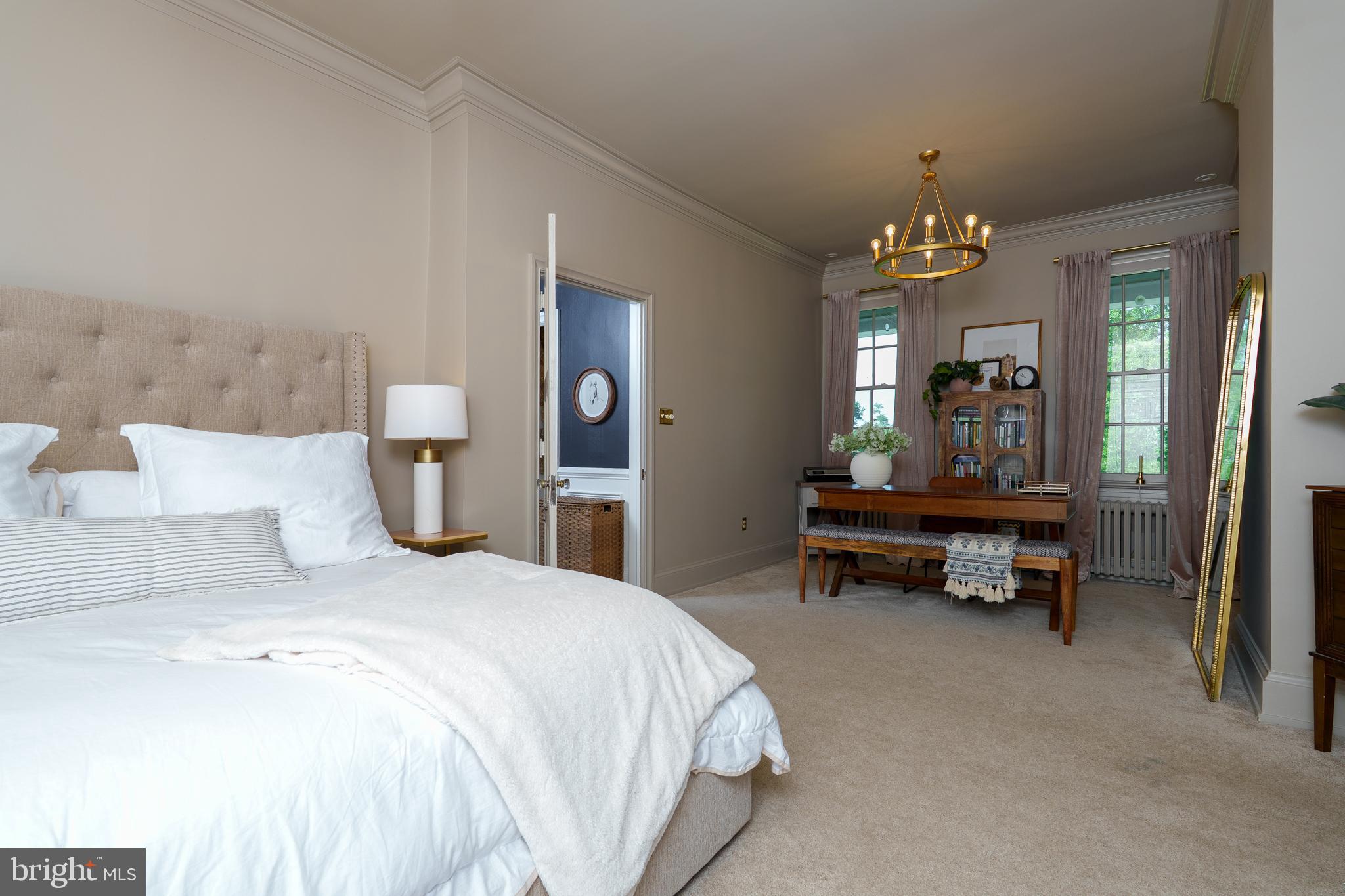 KIRKLAND MANOR - Residential