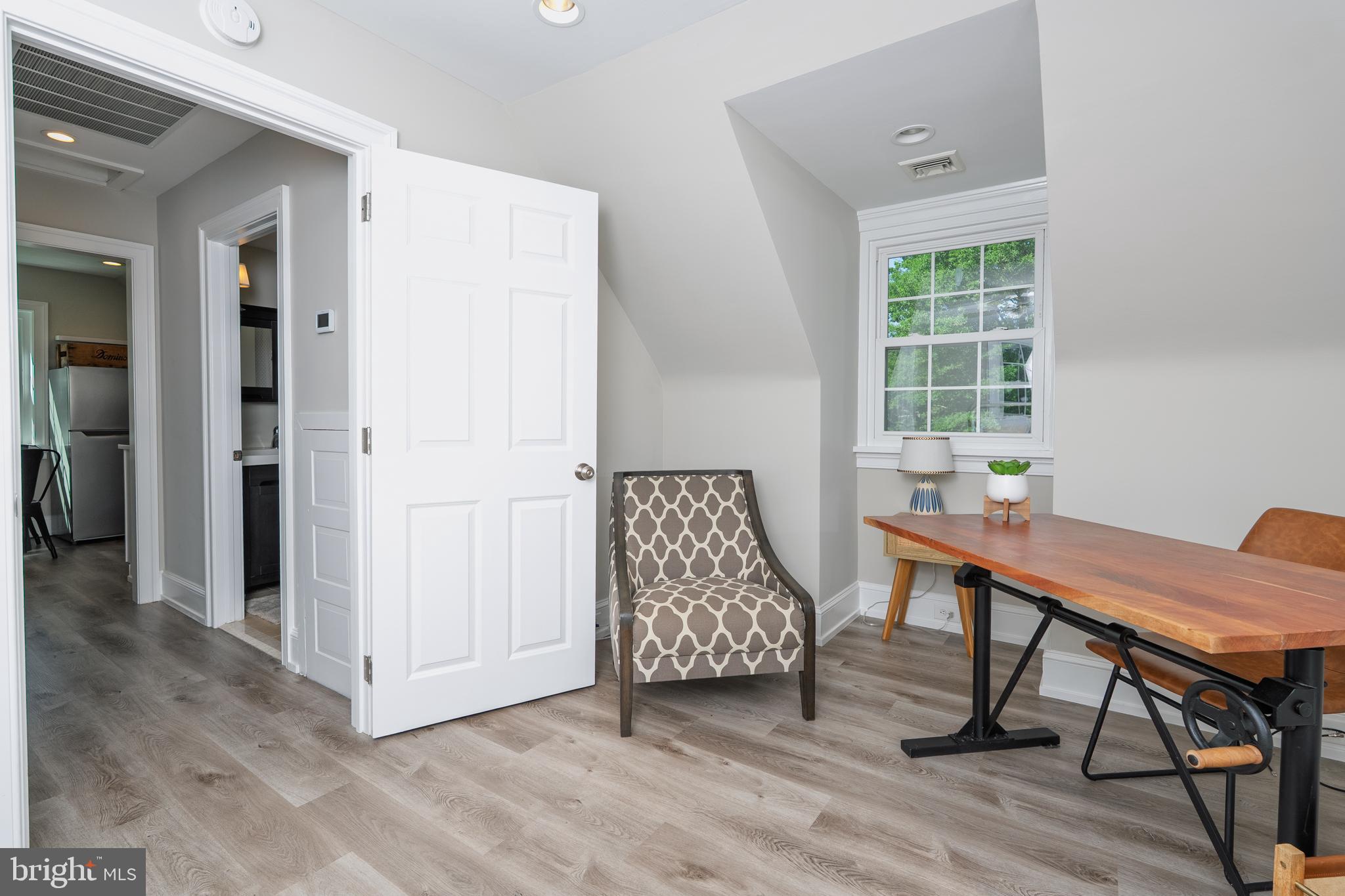 KIRKLAND MANOR - Residential