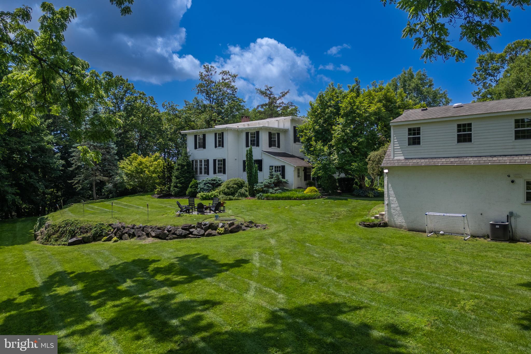 KIRKLAND MANOR - Residential