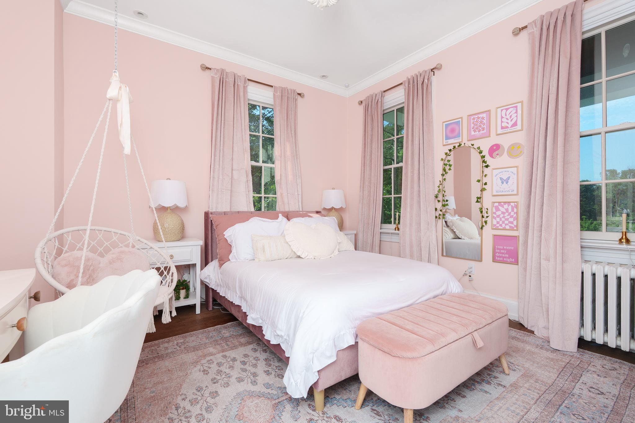 KIRKLAND MANOR - Residential