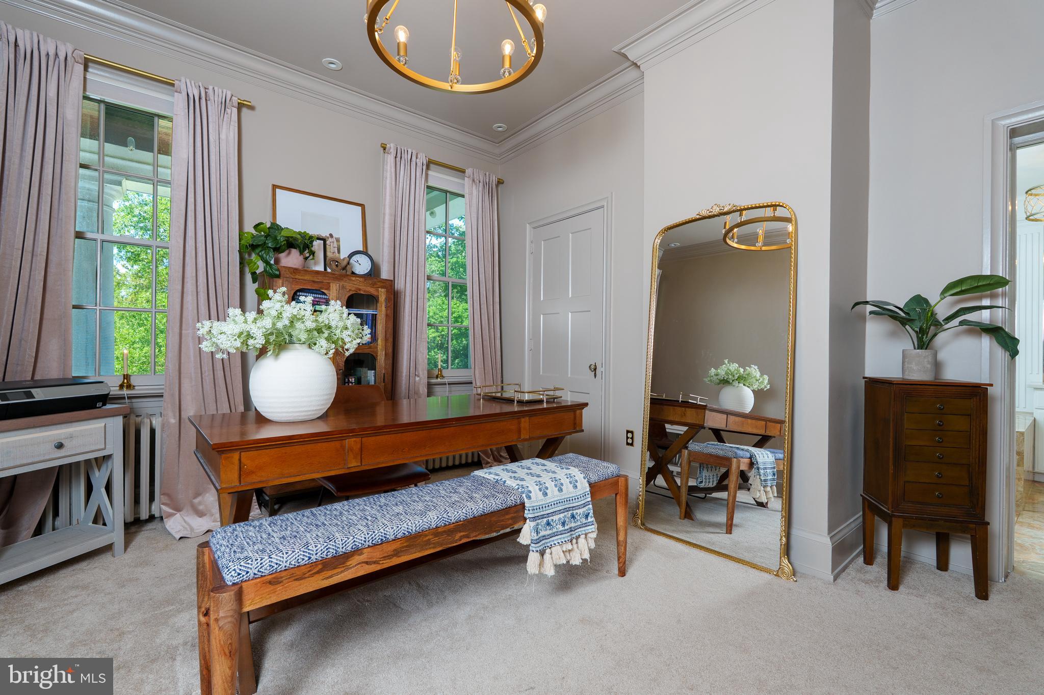 KIRKLAND MANOR - Residential