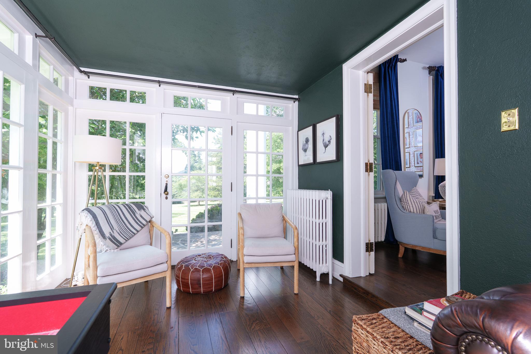 KIRKLAND MANOR - Residential