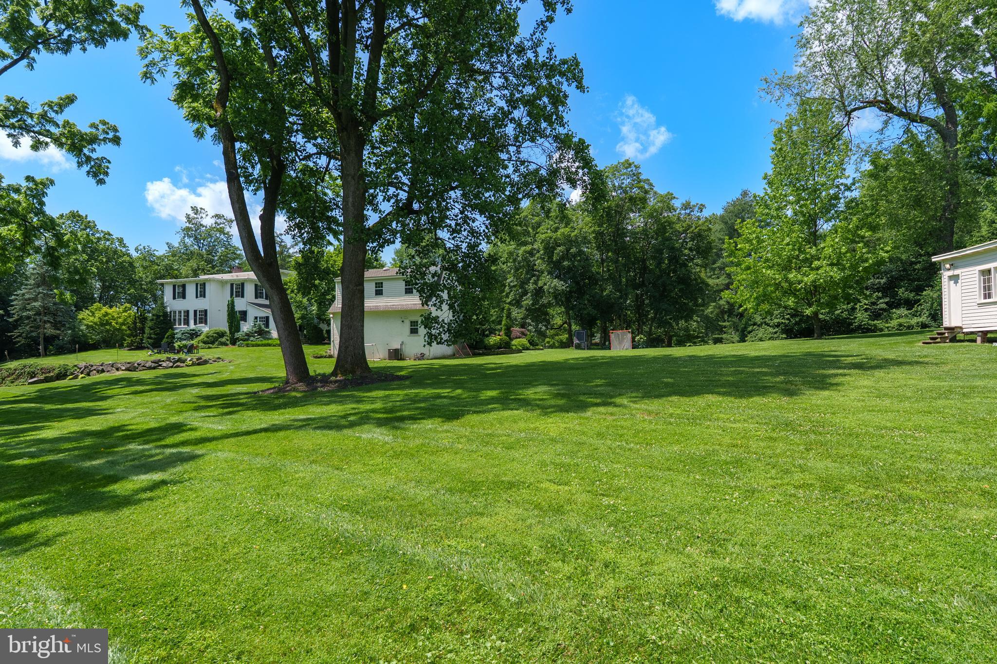 KIRKLAND MANOR - Residential