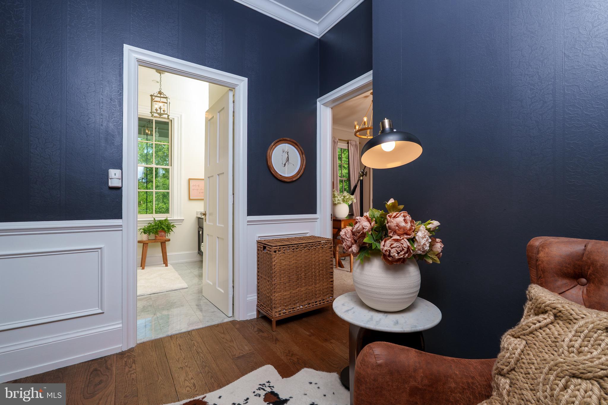 KIRKLAND MANOR - Residential