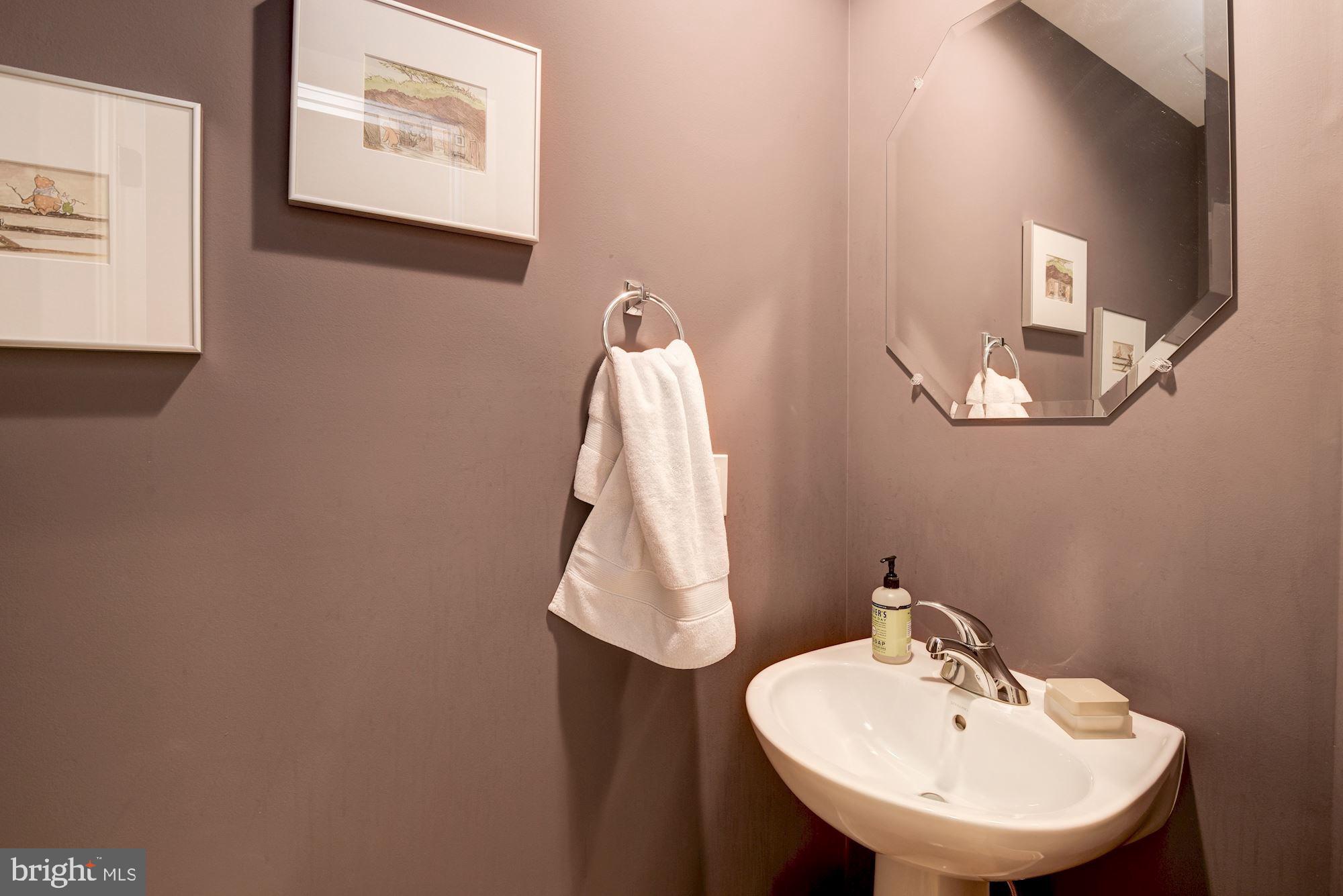 HYATTSVILLE - Residential