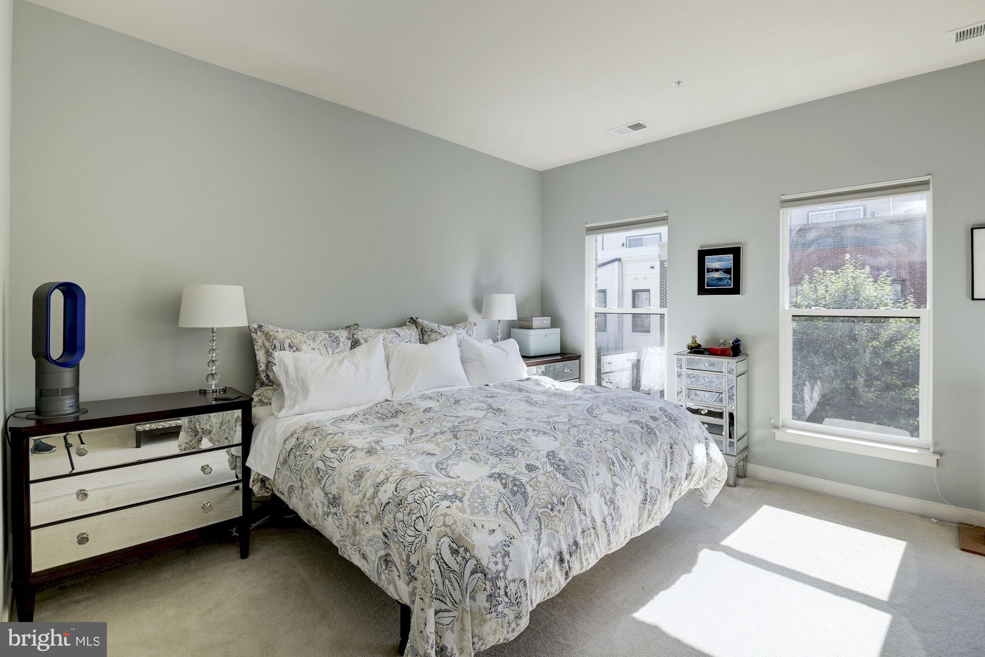 HYATTSVILLE - Residential