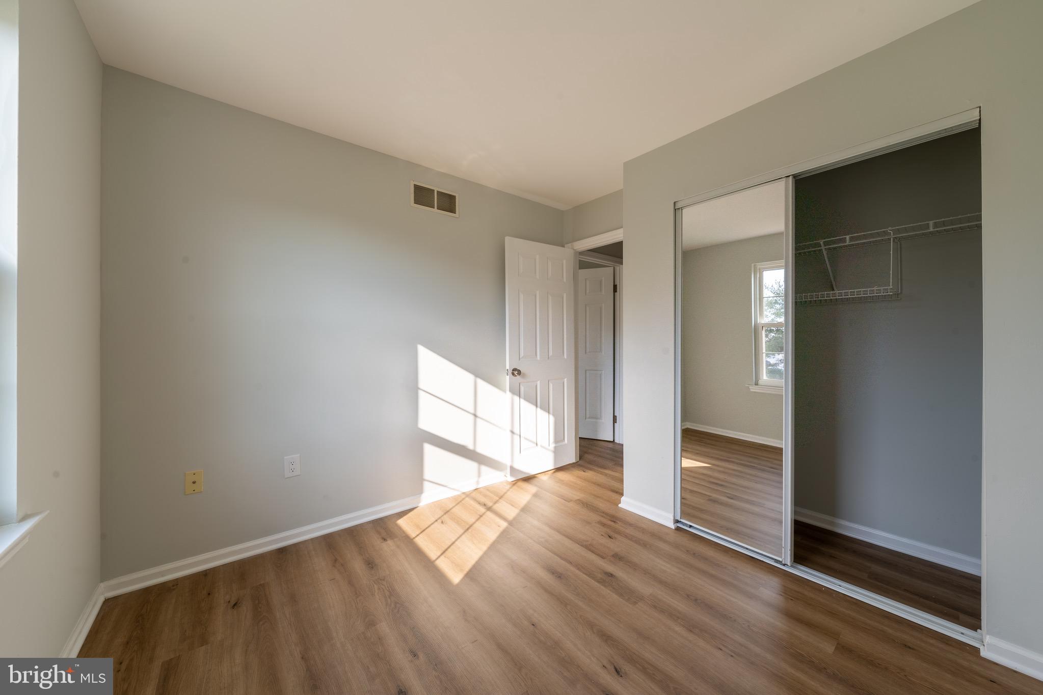 VILLAGE GREEN - Residential Lease