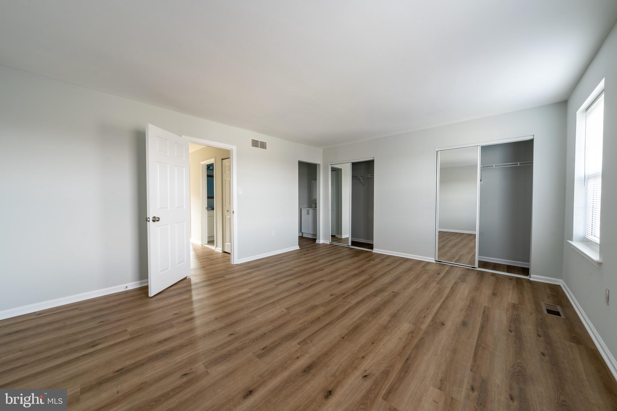 VILLAGE GREEN - Residential Lease