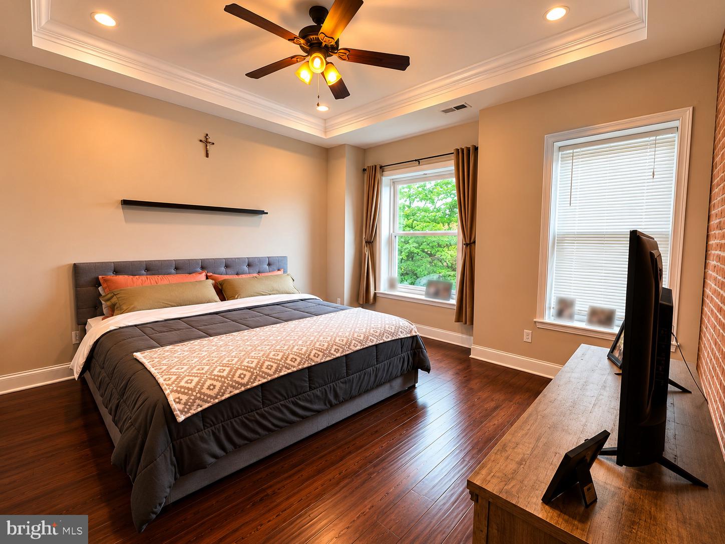 HIGHLANDTOWN - Residential