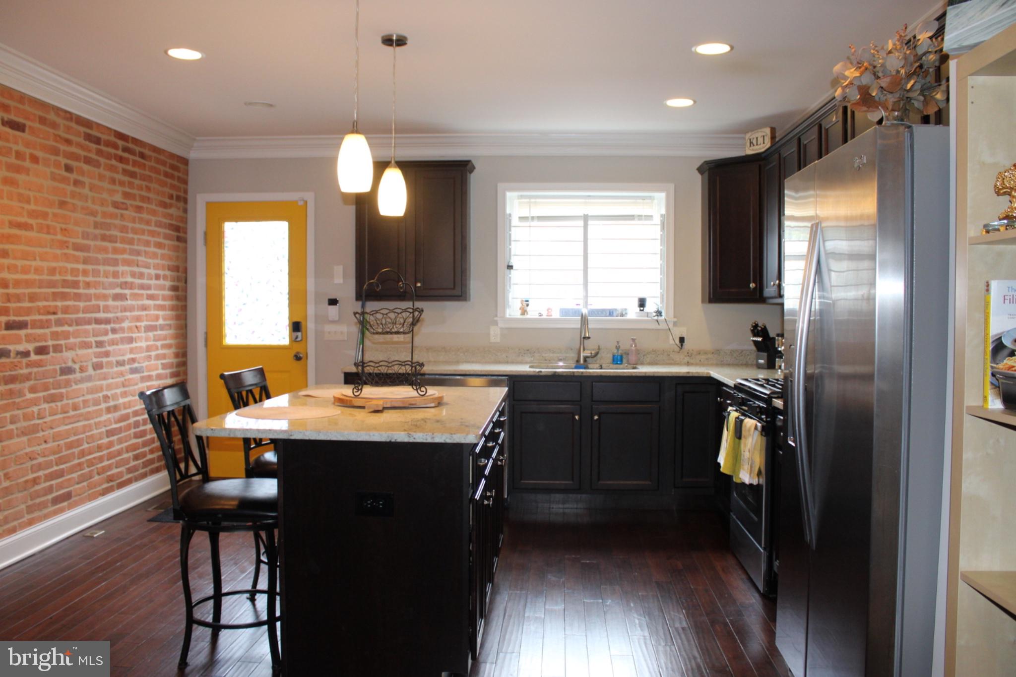 HIGHLANDTOWN - Residential