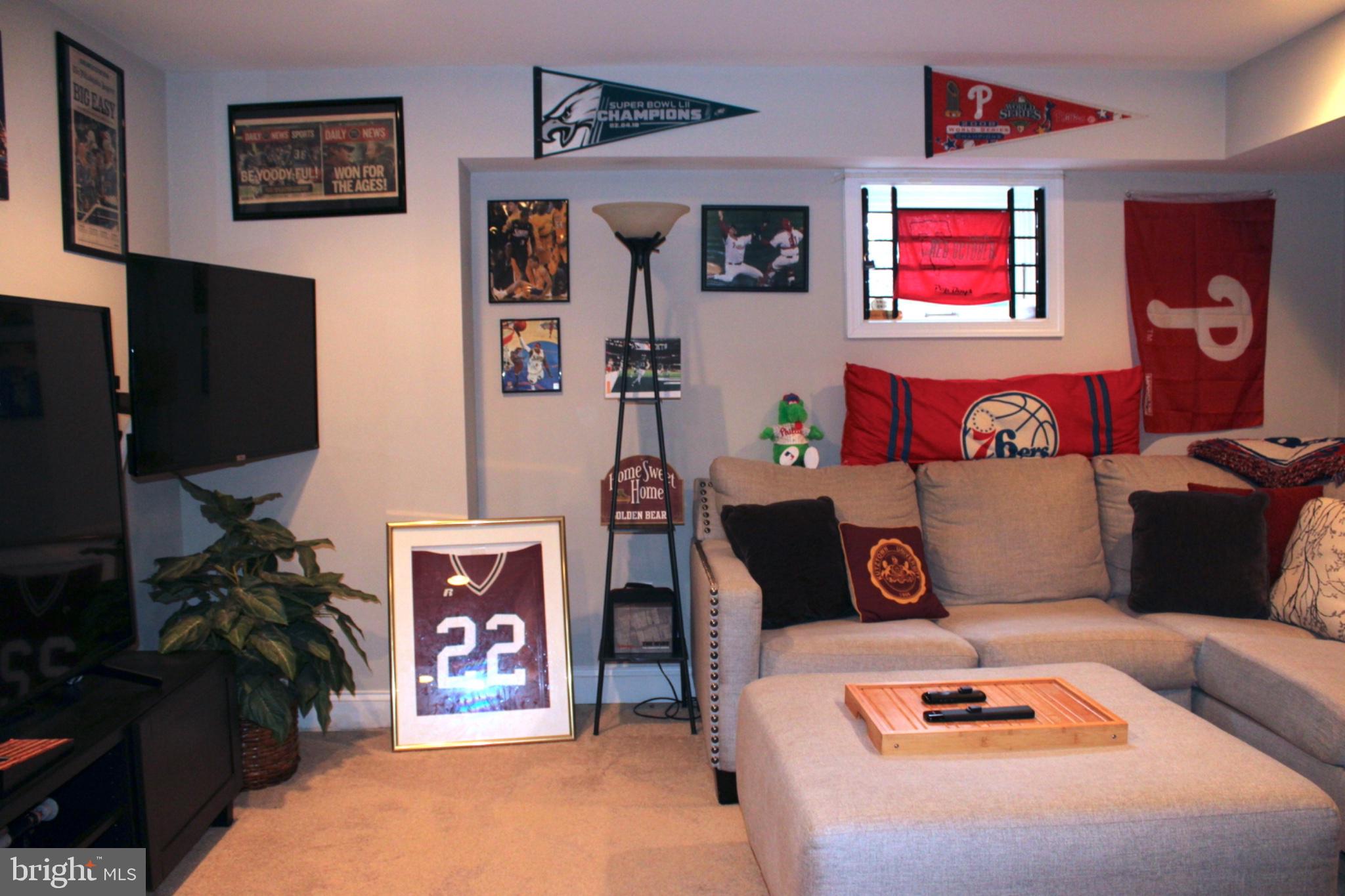 HIGHLANDTOWN - Residential