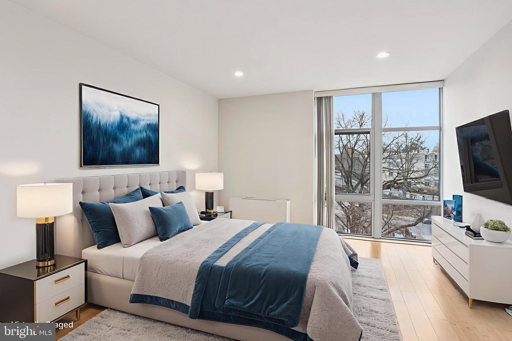 RIVER PARK - Residential