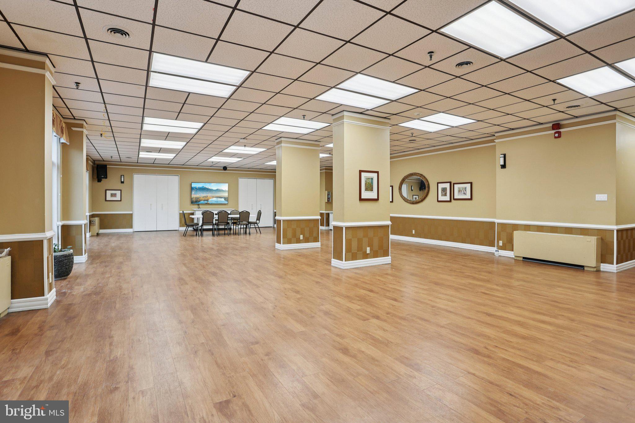 RIVER PARK - Residential