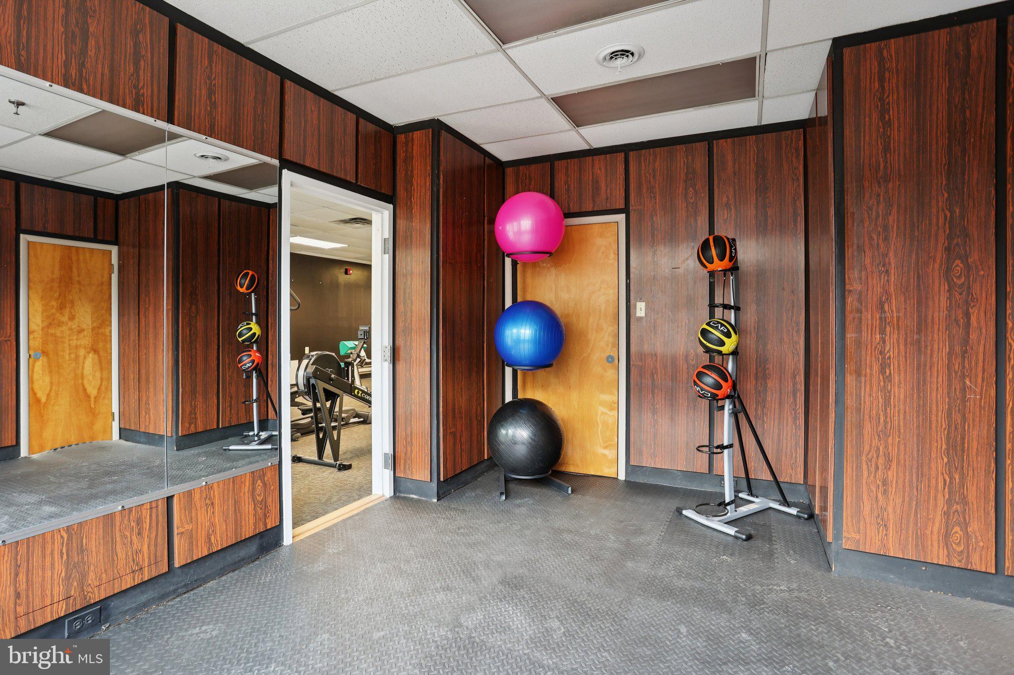 RIVER PARK - Residential