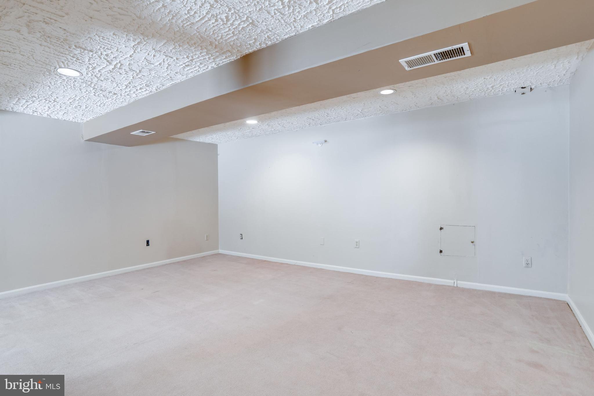 SPRING FOREST - Residential