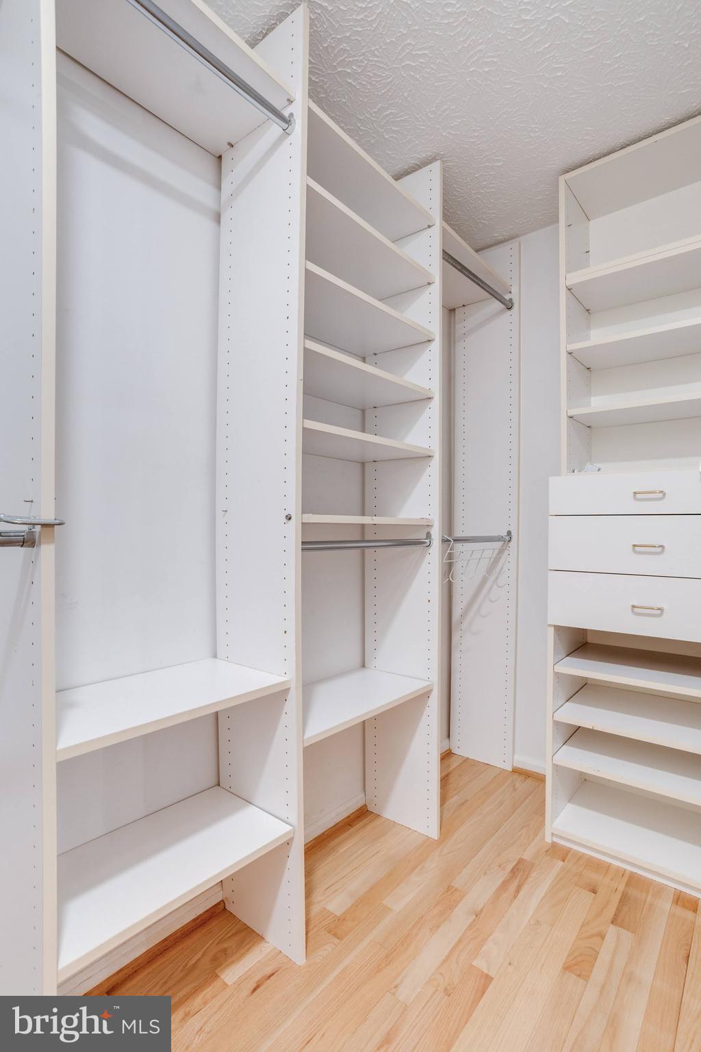 SPRING FOREST - Residential