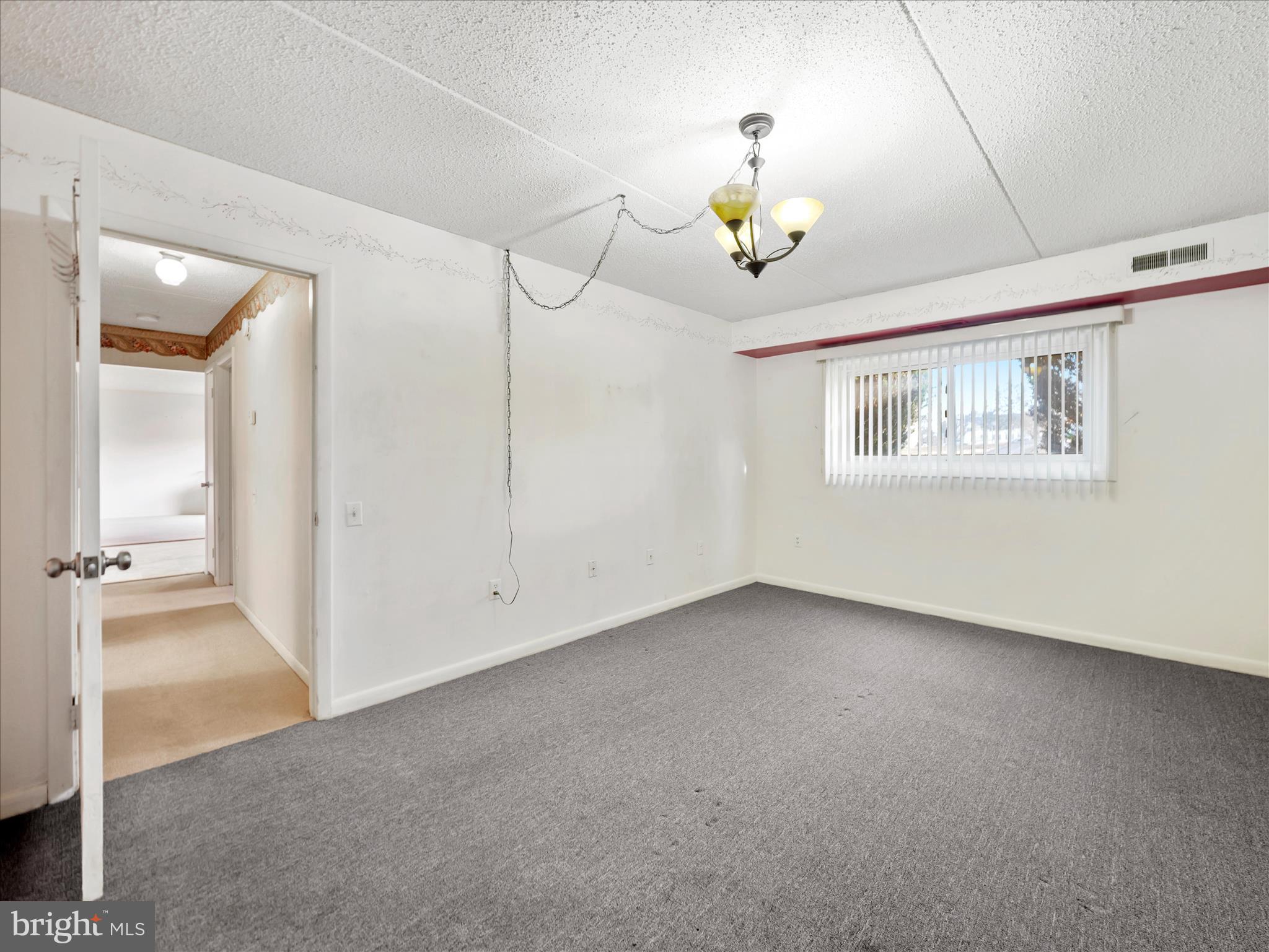 EDGEWOOD CONDOMMINIUMS - Residential