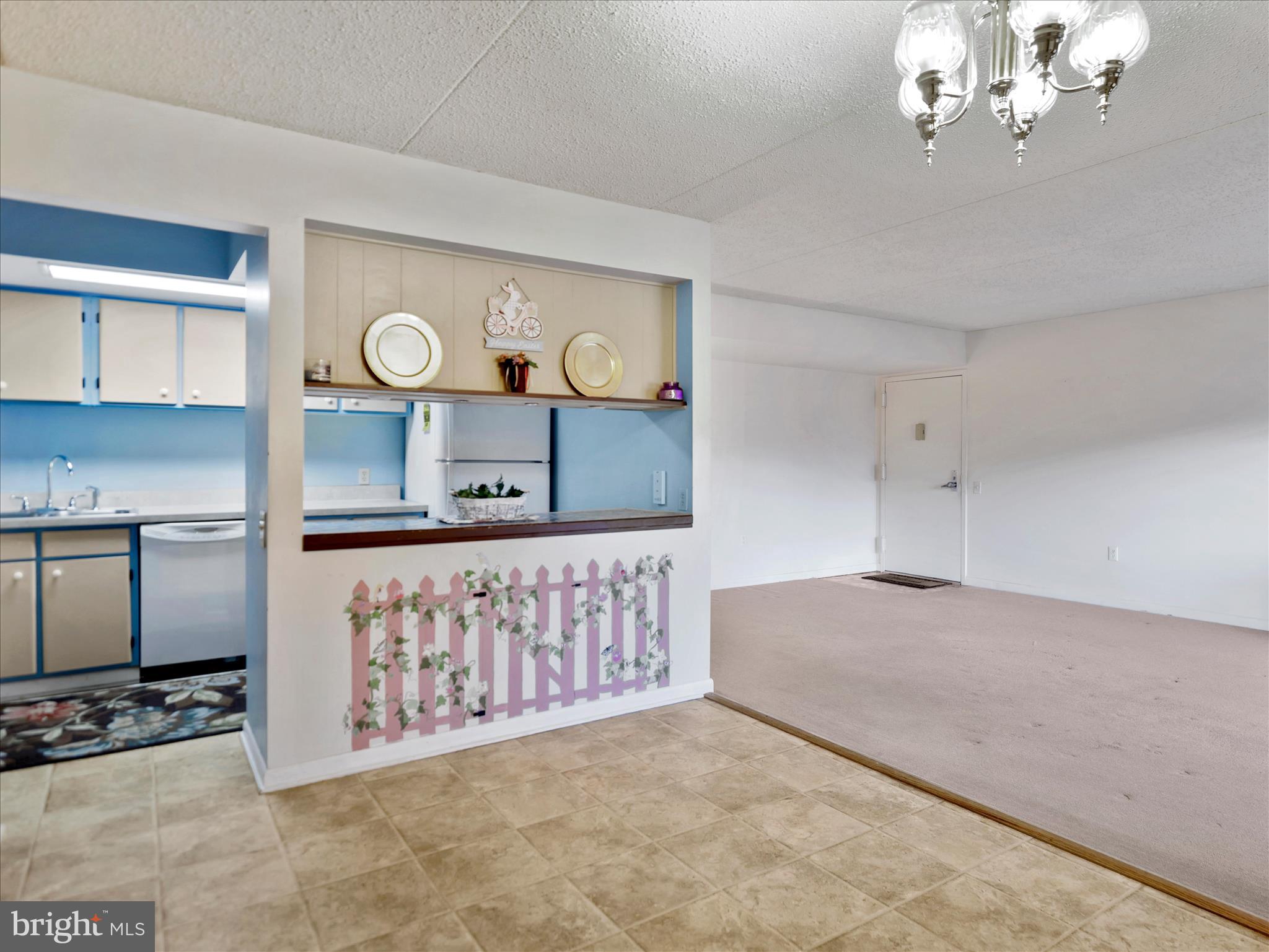 EDGEWOOD CONDOMMINIUMS - Residential