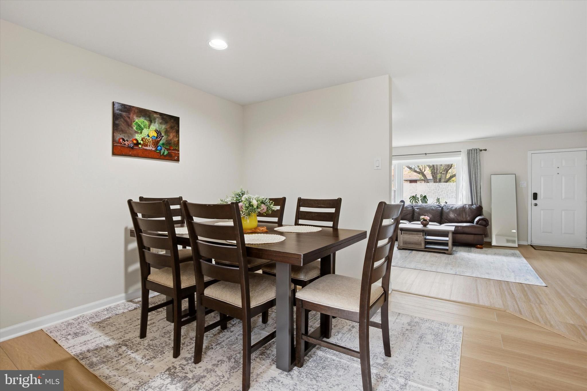 3923 GATEHOUSE LANE