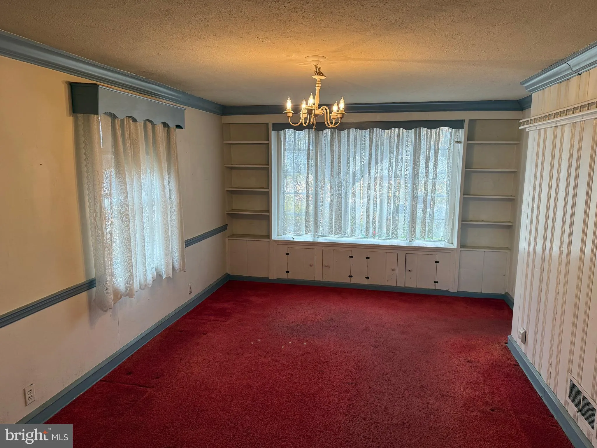 Wilmington, Delaware 19805, United States, 3 Bedrooms Bedrooms, ,2 BathroomsBathrooms,Residential,Coming Soon,236174