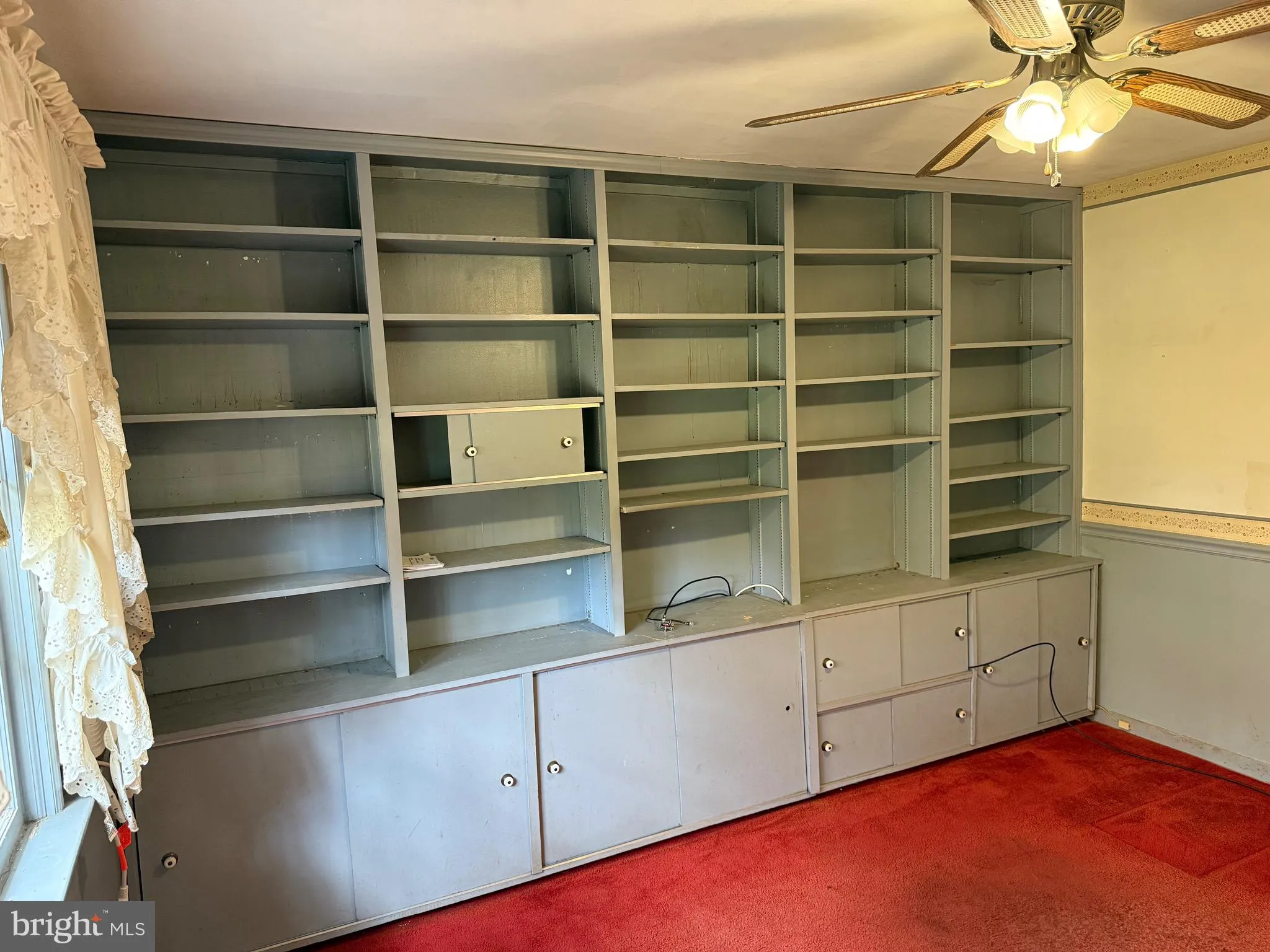 Wilmington, Delaware 19805, United States, 3 Bedrooms Bedrooms, ,2 BathroomsBathrooms,Residential,Coming Soon,236174