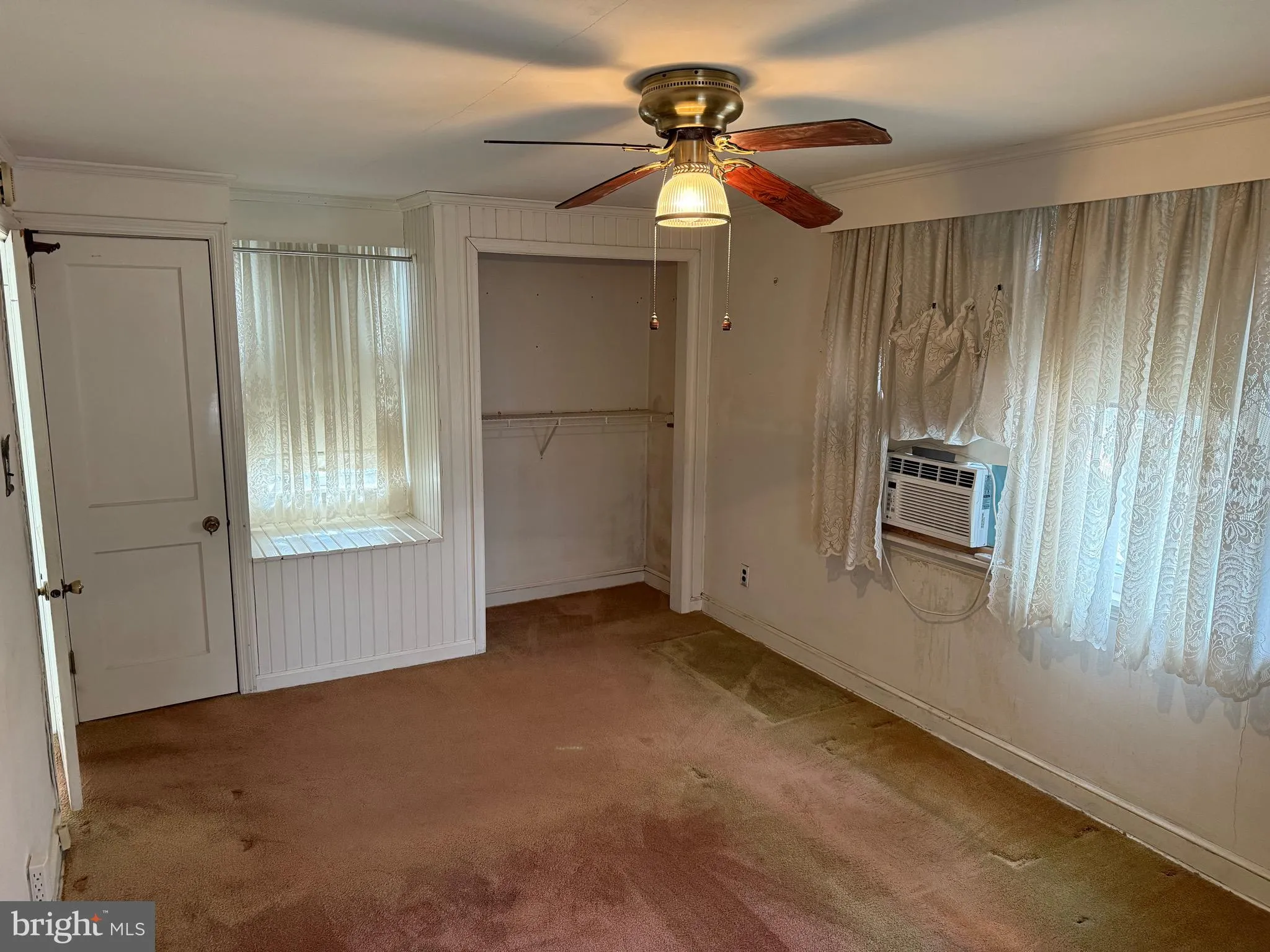 Wilmington, Delaware 19805, United States, 3 Bedrooms Bedrooms, ,2 BathroomsBathrooms,Residential,Coming Soon,236174